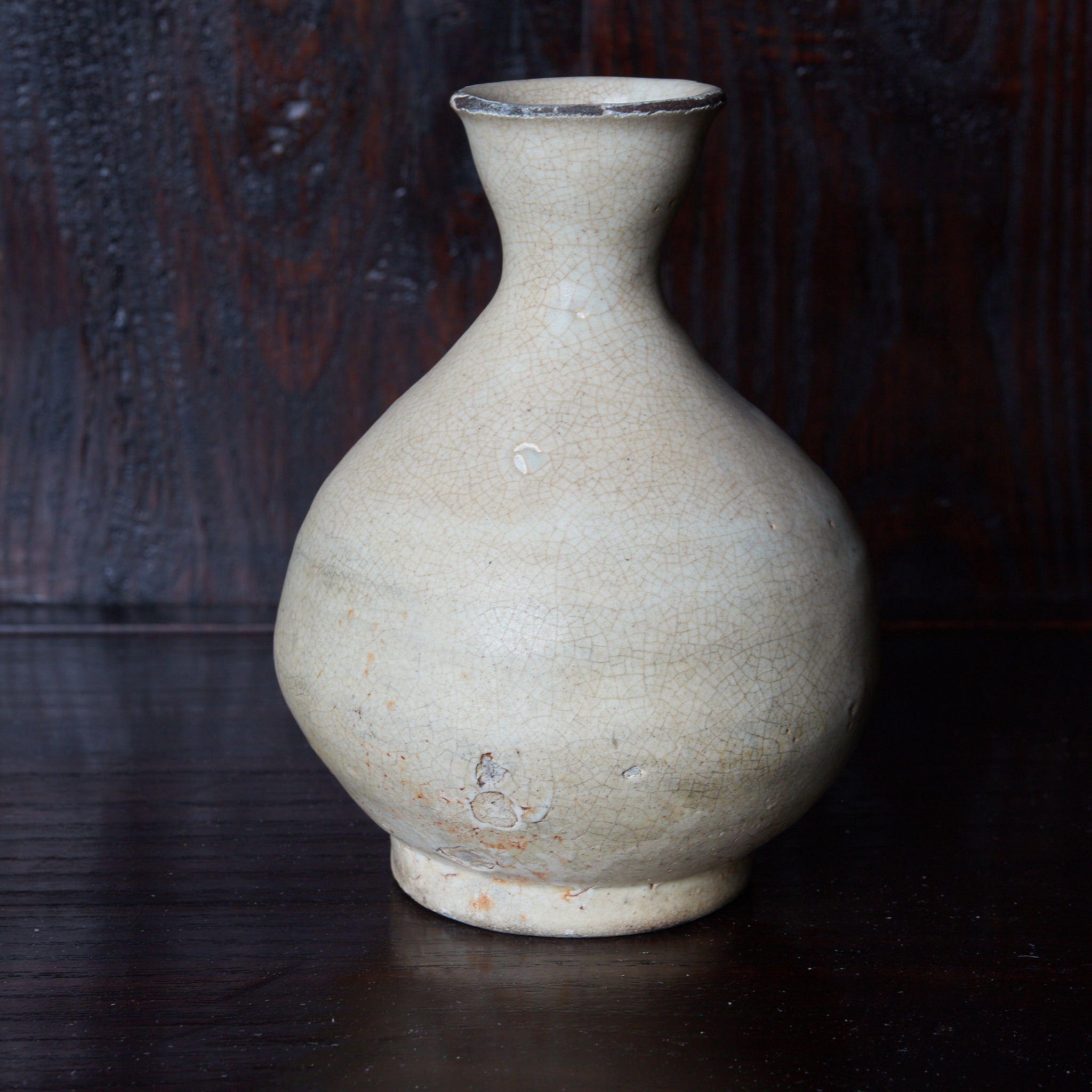 ENGOBIERTE FLASCHE / TOKKURI, Buncheong-Ware, Joseon-Dynastie（1392–1897 n. Chr.）