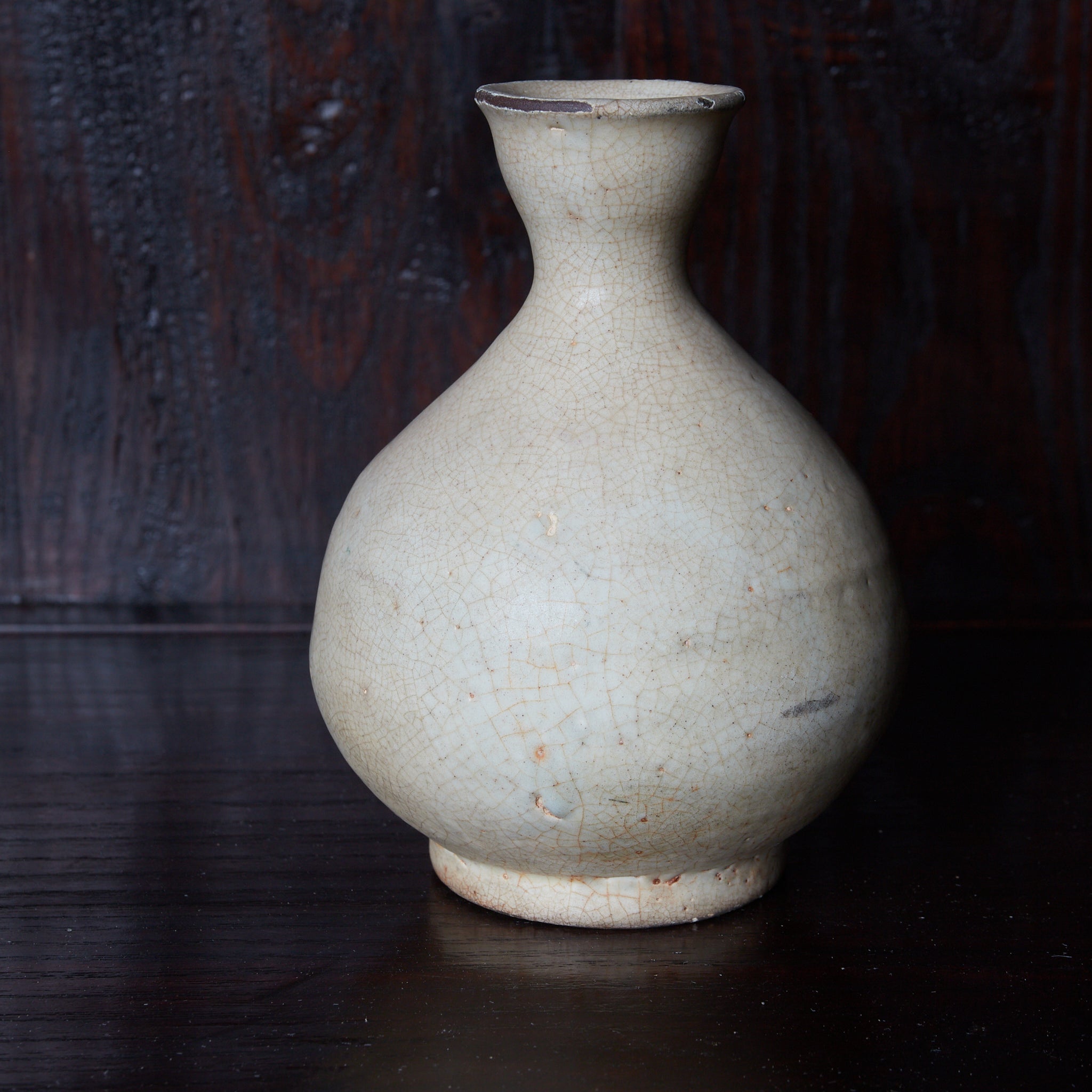 李朝 粉青粉引瓶 徳利（1392–1897CE） | 入蘆花（ロカニイル）