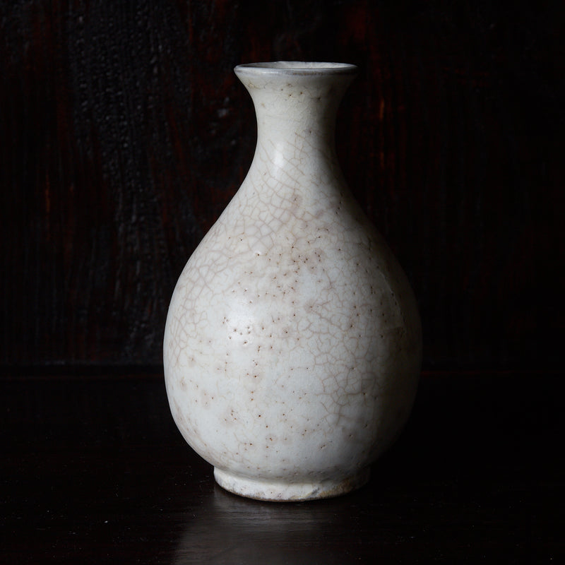 ENGOBIERTE FLASCHE / TOKKURI, Amamori, buncheong-ware, Joseon-Dynastie（1392–1897 n. Chr.）
