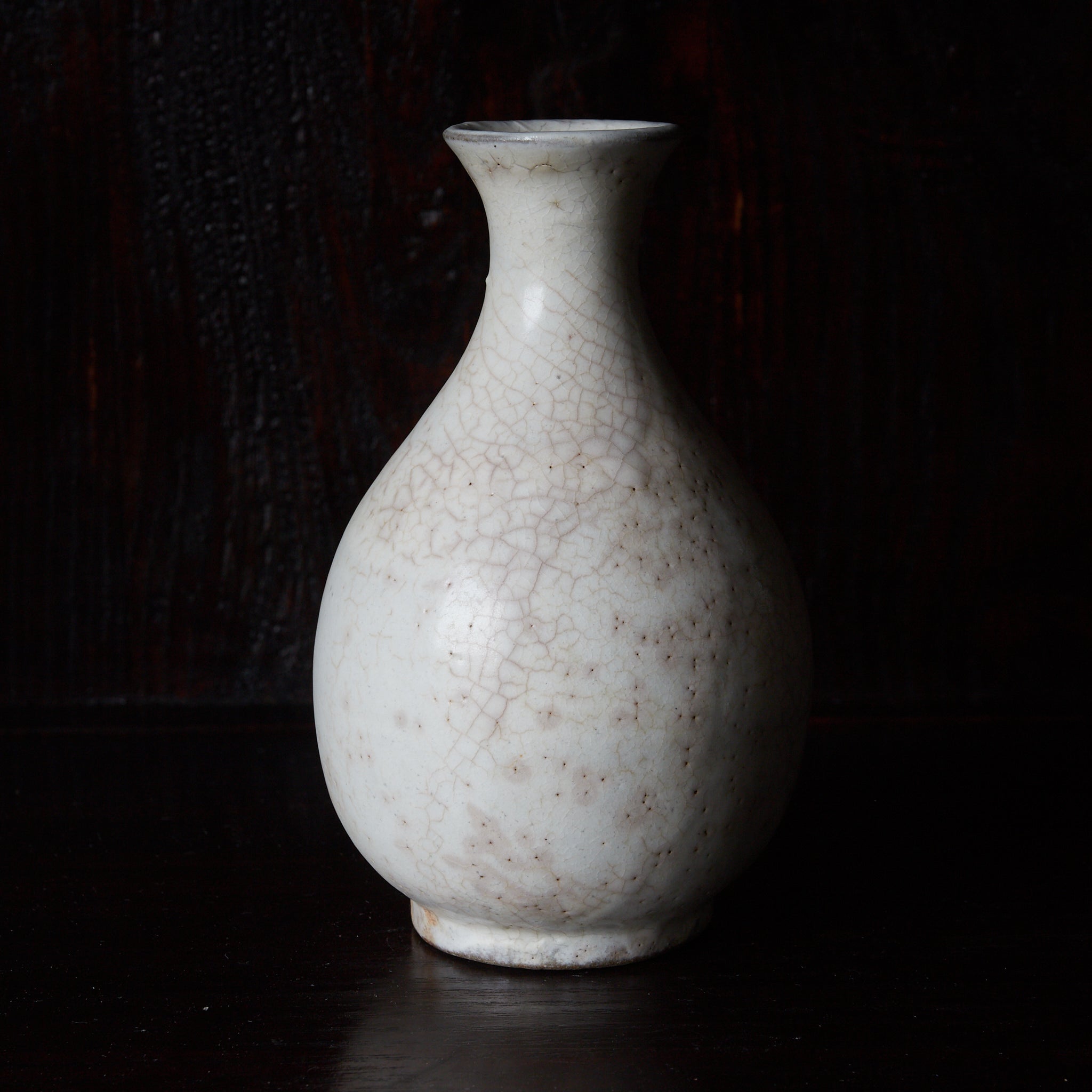 李朝 雨漏手 粉青粉引瓶 徳利（1392–1897CE） | 入蘆花（ロカニイル）