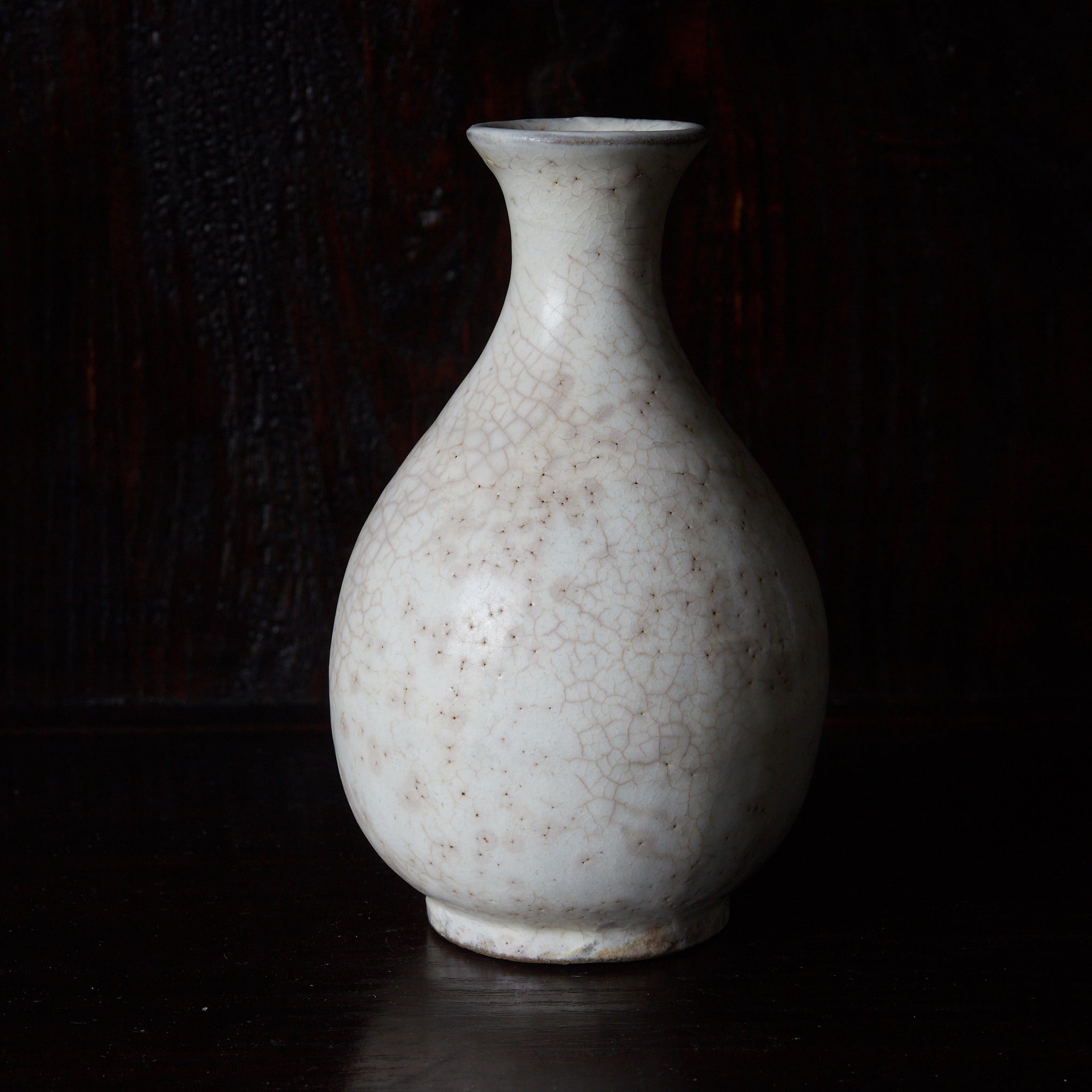 李朝　粉青沙器　徳利　高さ25㎝ 李朝 雨漏手 粉青粉引瓶 徳利（1392–1897CE） | 入蘆花（ロカニイル）