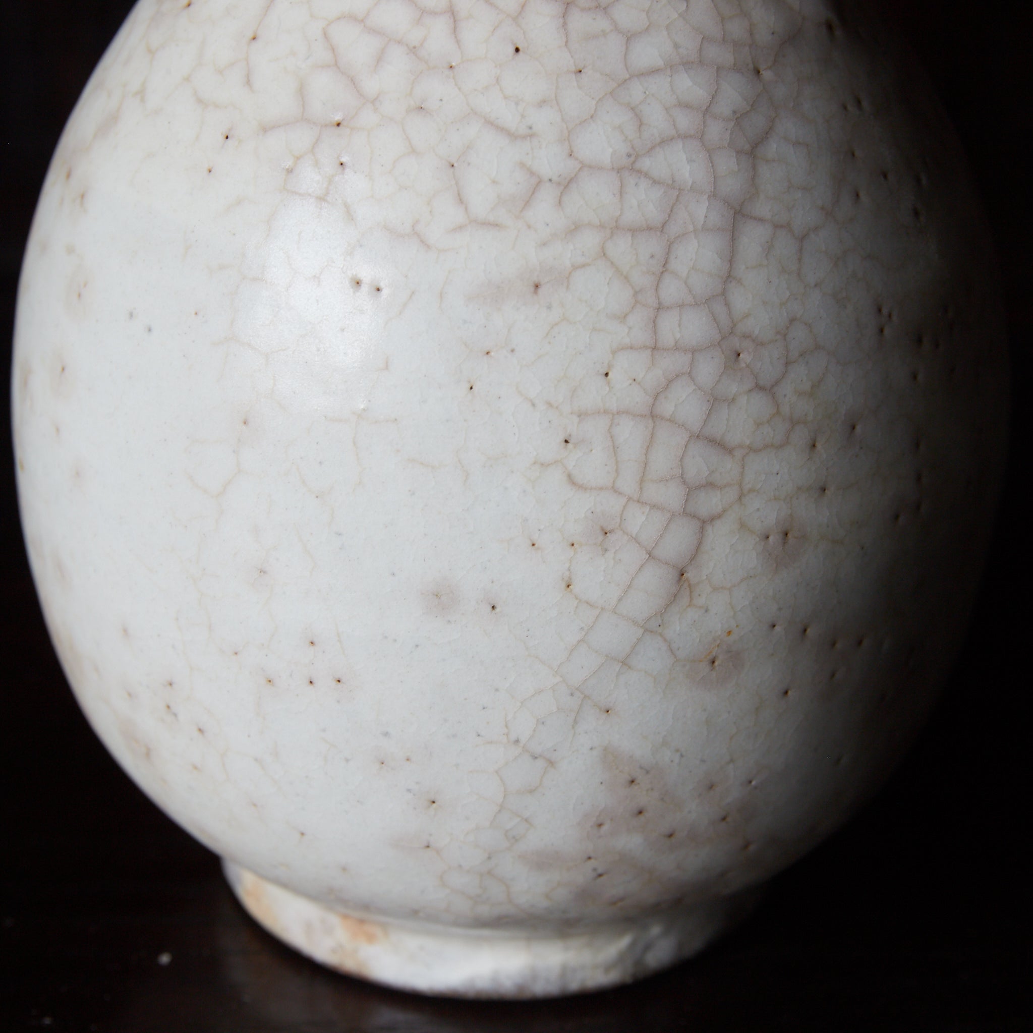 ENGOBIERTE FLASCHE / TOKKURI, Amamori, buncheong-ware, Joseon-Dynastie（1392–1897 n. Chr.）