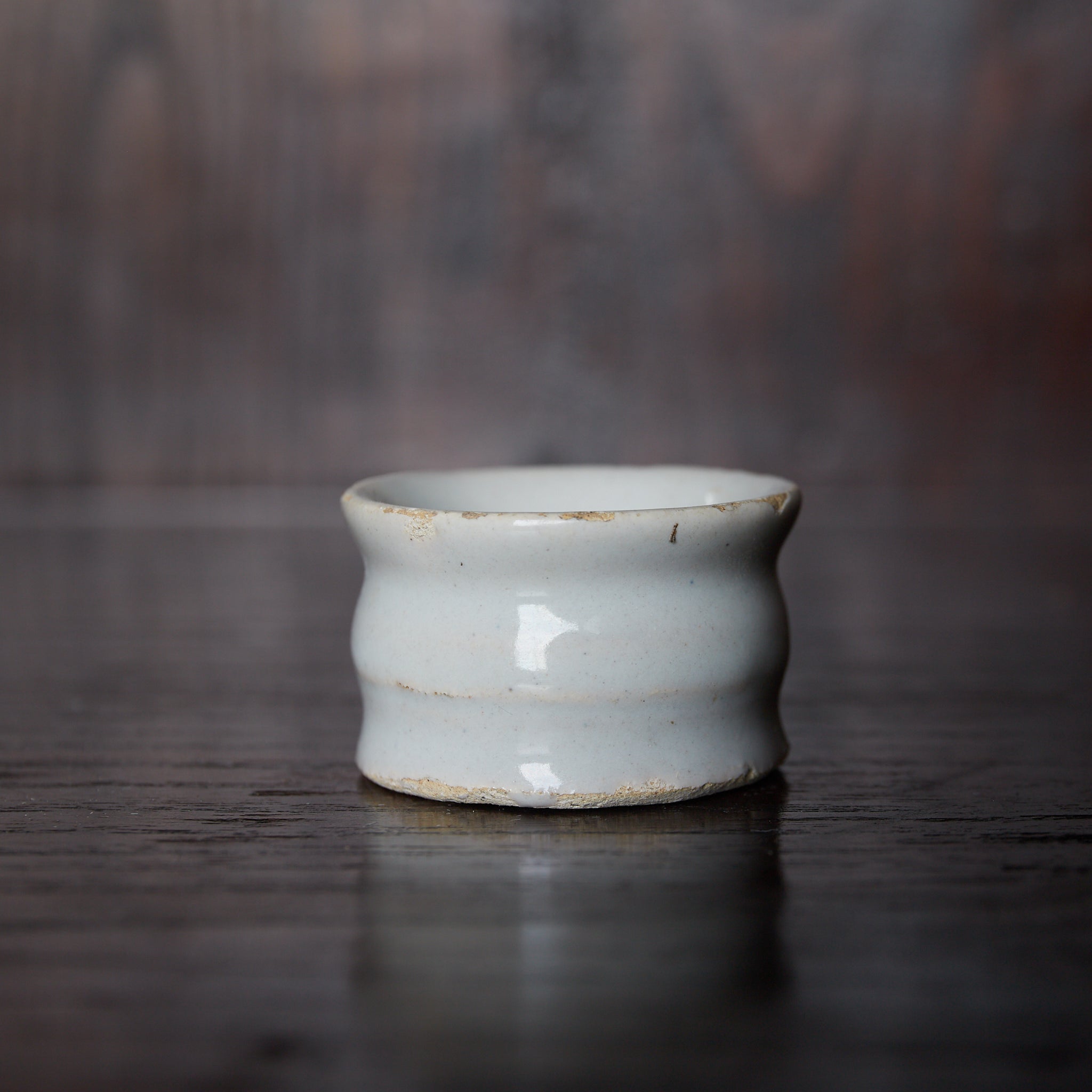 KLEINES GEFÄSS, Delfter Ware, weiß glasiert, Frühe Neuzeit（16.–19. Jahrhundert）