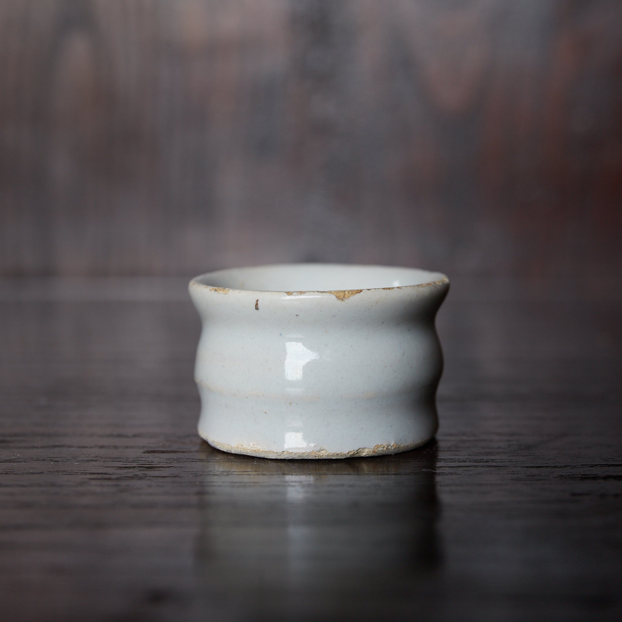 KLEINES GEFÄSS, Delfter Ware, weiß glasiert, Frühe Neuzeit（16.–19. Jahrhundert）