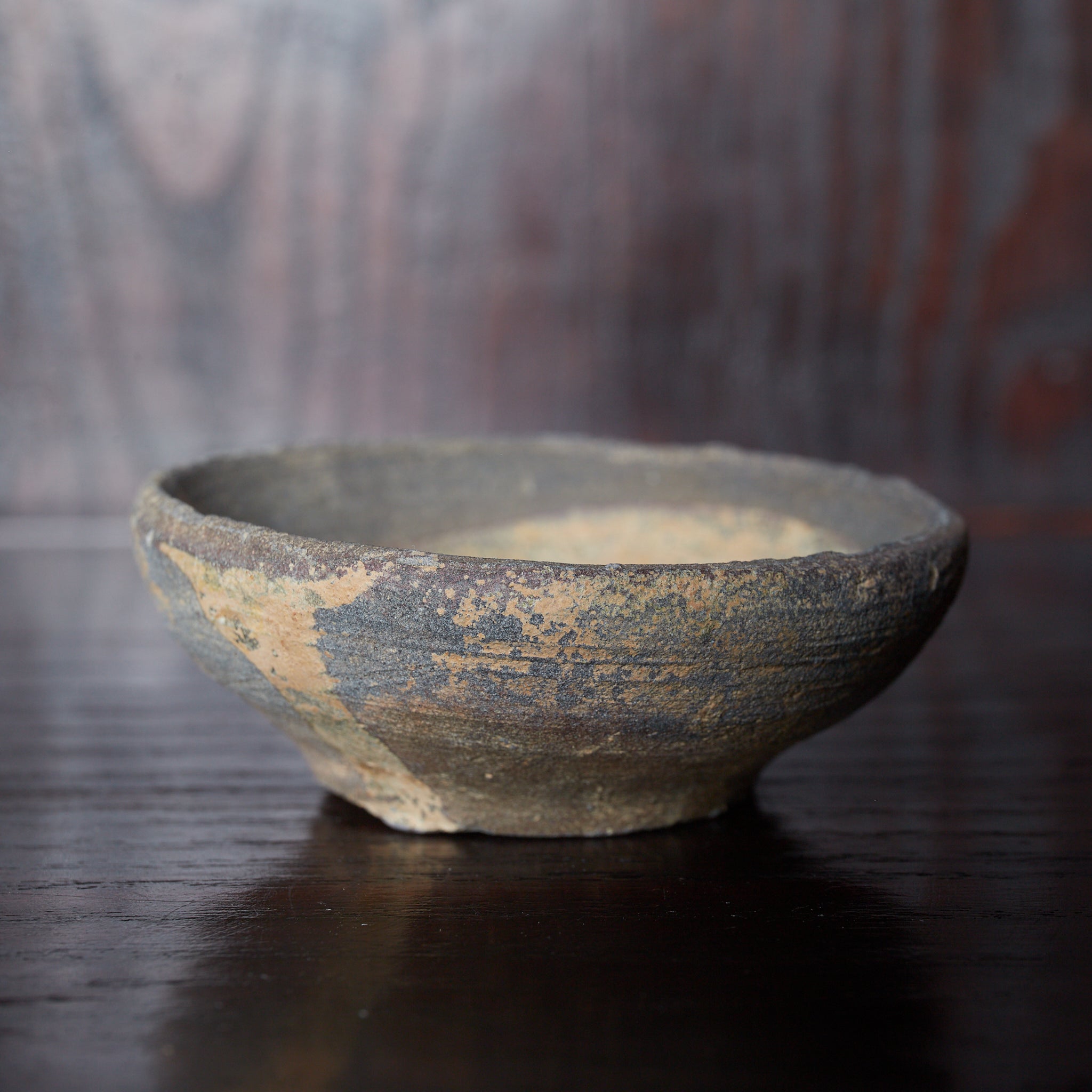 KLEINER BECHER, Braun glasiert, Mitate（sake-becher）, Khmer-Dynastie, Mittelalter（12.–16. Jahrhundert）