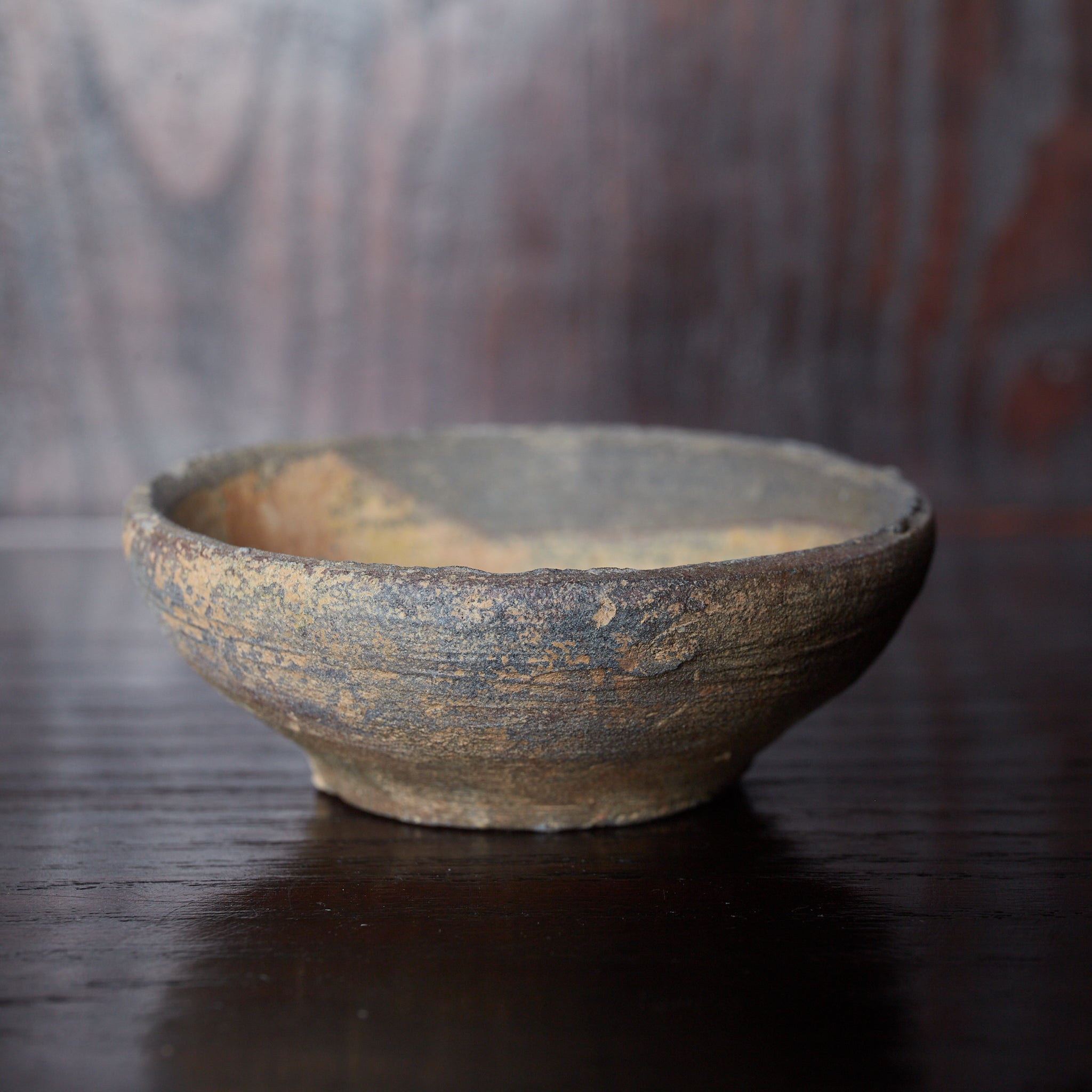 KLEINER BECHER, Braun glasiert, Mitate（sake-becher）, Khmer-Dynastie, Mittelalter（12.–16. Jahrhundert）