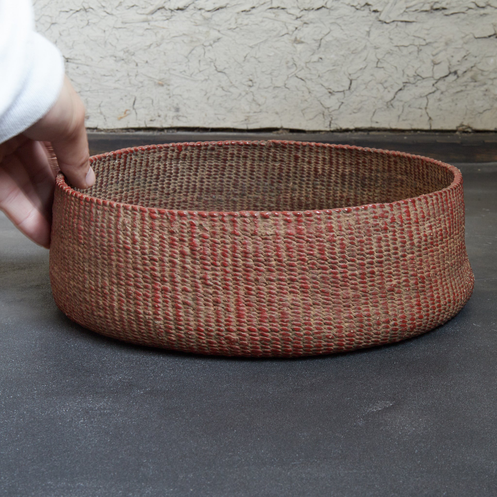 WOVEN PAPER LACQUERED TRAY, With wooden box, Joseon Dynasty（1392–1897CE）