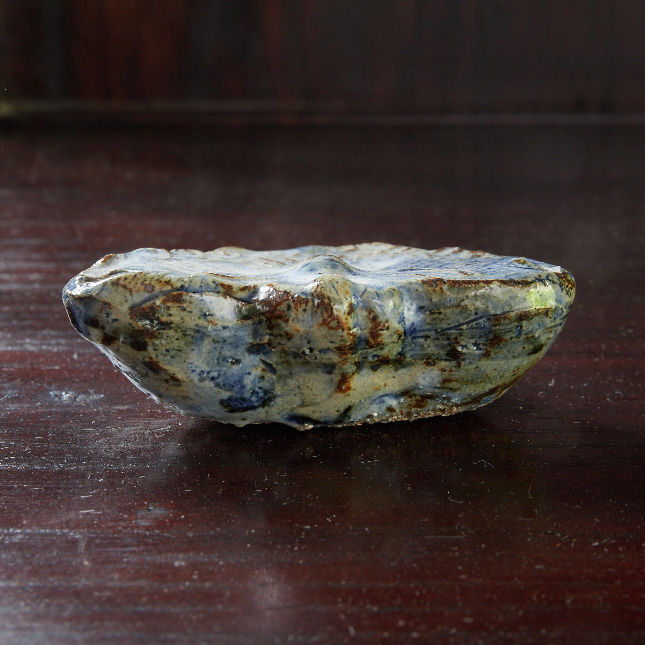 SCHMETTERLINGSFÖRMIG WASSERTROPFER, Lapislazuli-glasiert, Joseon-Dynastie（1392–1897 n. Chr.）