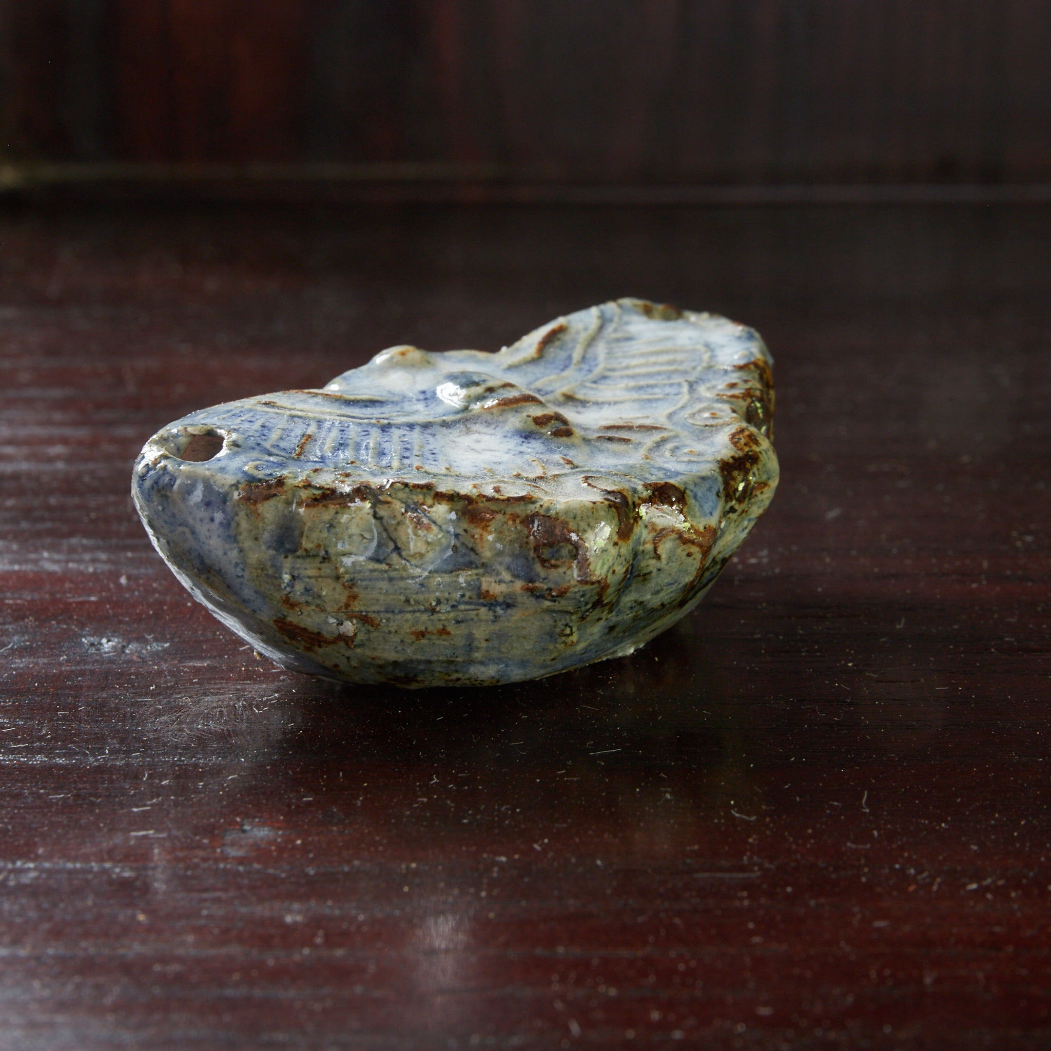 李朝 瑠璃釉蝶形水滴（1392–1897CE） | 入蘆花（ロカニイル）