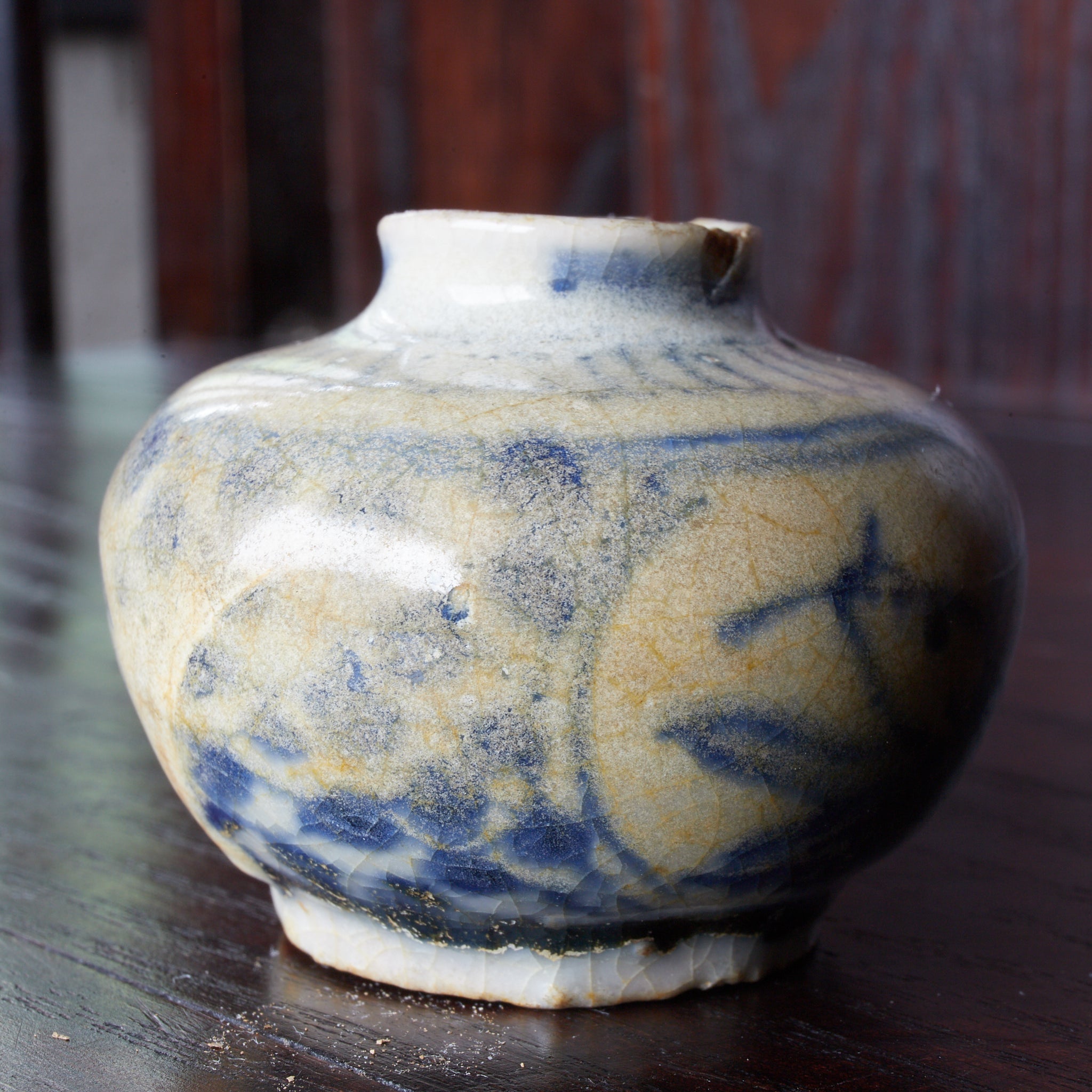 明代 古染付 魚文小壺 木箱付（1368–1644CE） | 入蘆花（ロカニイル）