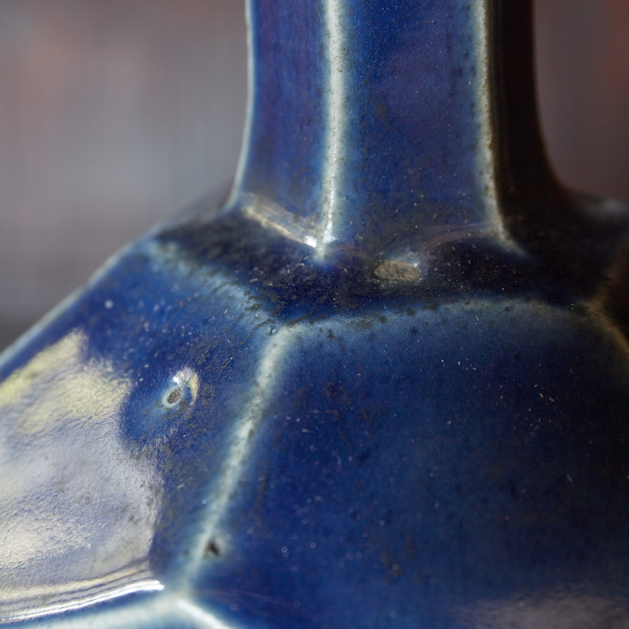 QUADRATISCHE FLASCHE, Lapislazuli-glasiert, Joseon-Dynastie（1392–1897 n. Chr.）