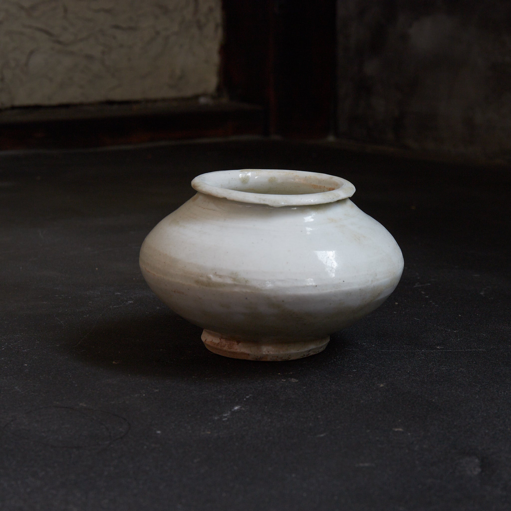 JAR, White porcelain, With wooden box, Joseon Dynasty（1392–1897CE）