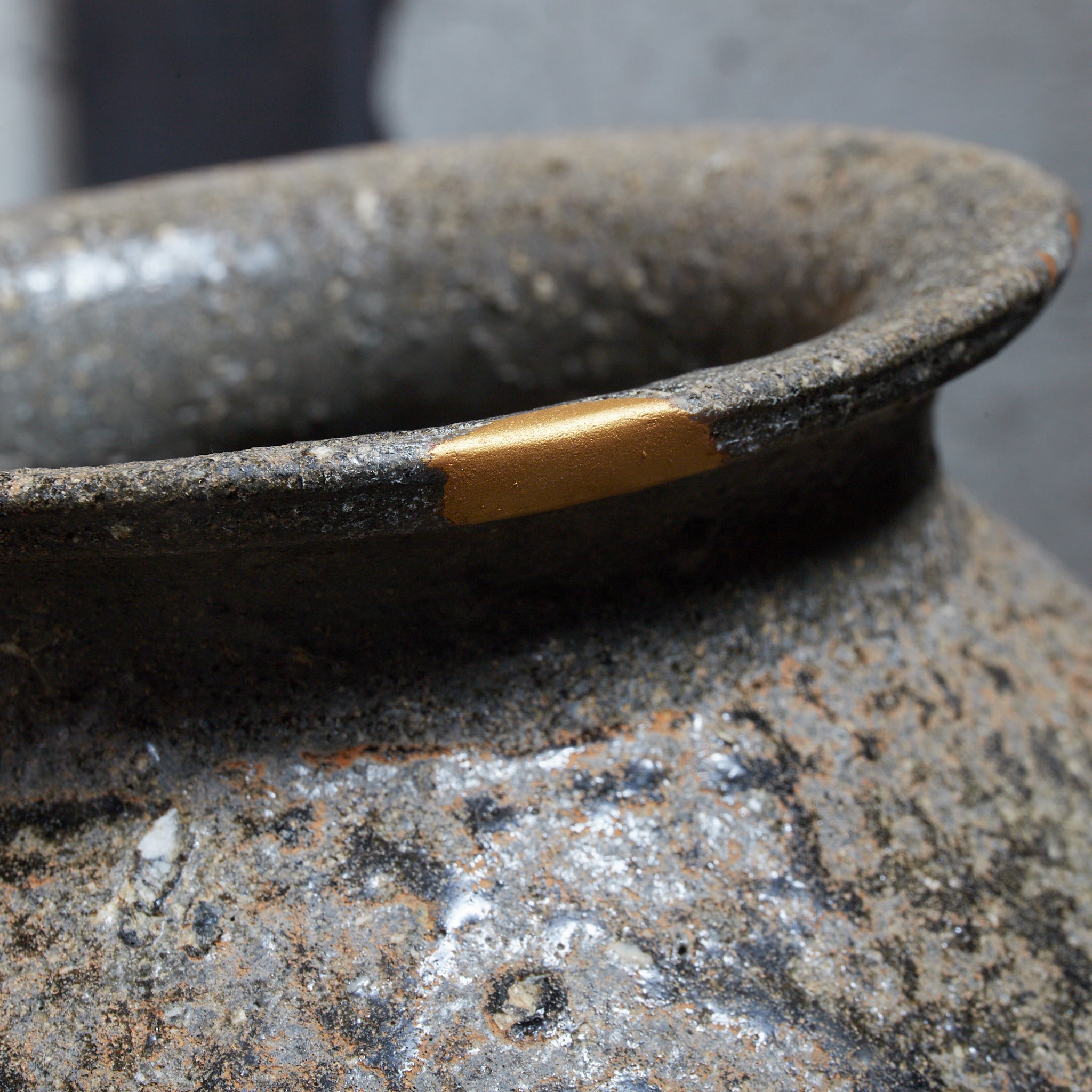 奈良–平安時代 須恵器 壺（710–1185CE） | 入蘆花（ロカニイル）