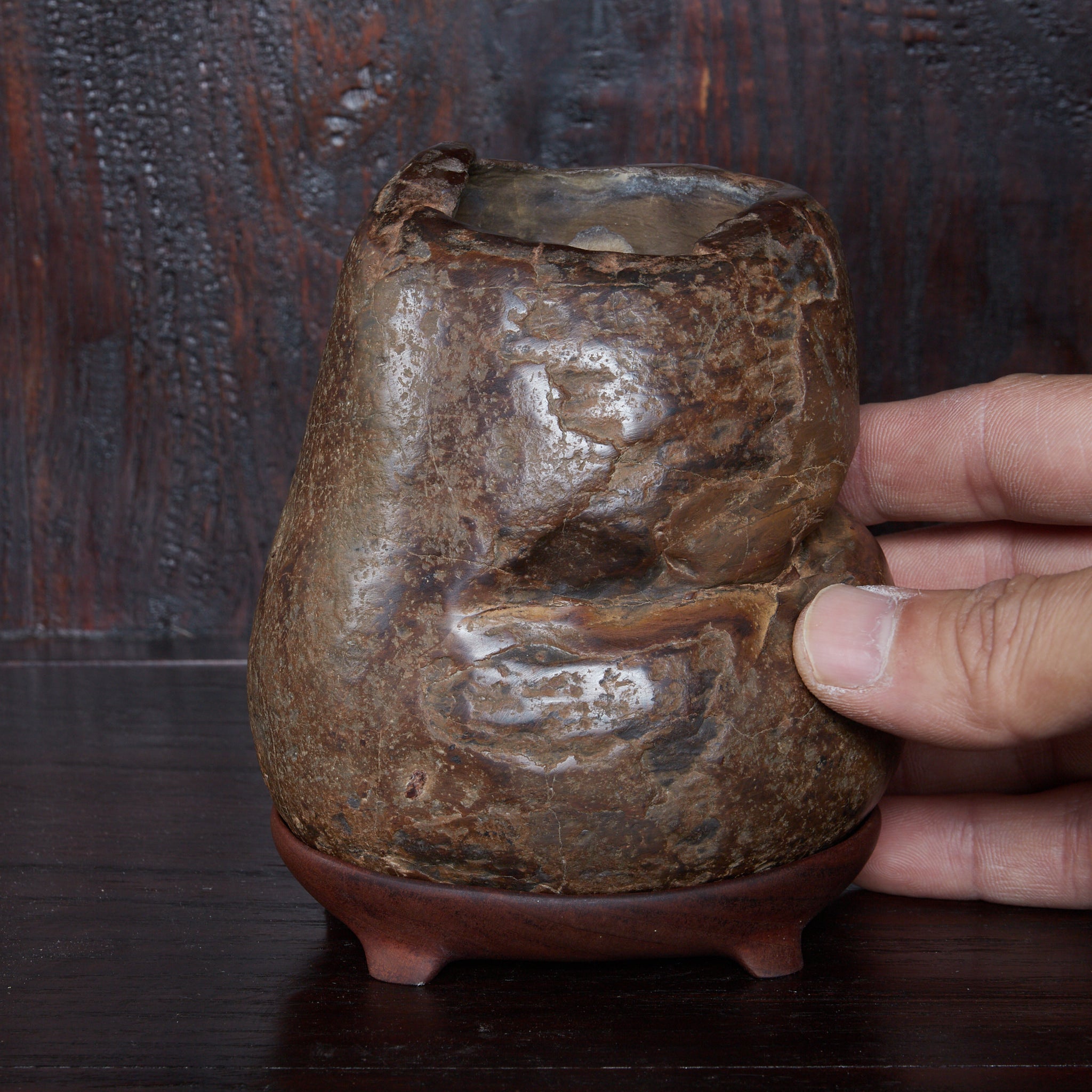馬蹄石壺（自然物：年代不詳）