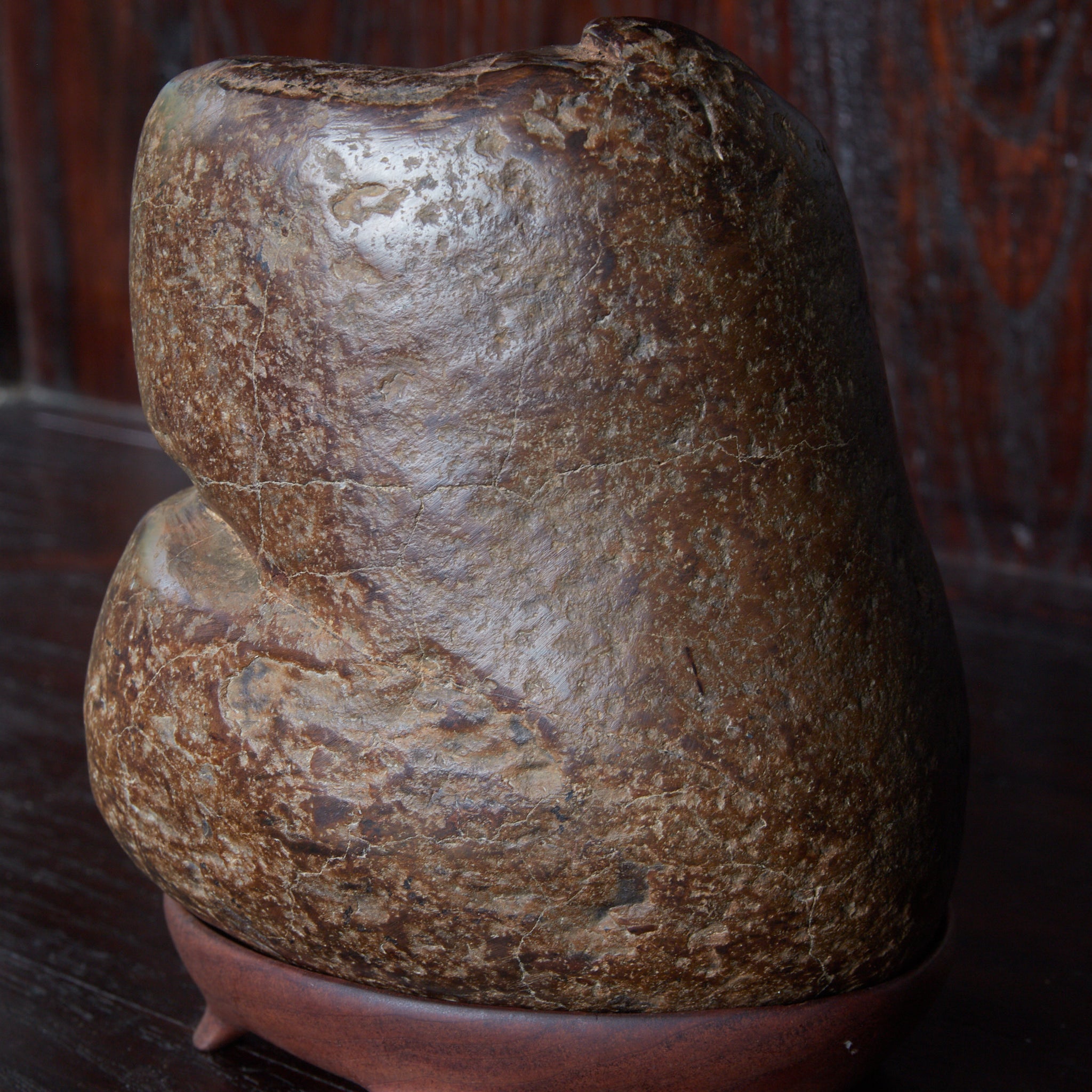 馬蹄石壺（自然物：年代不詳）