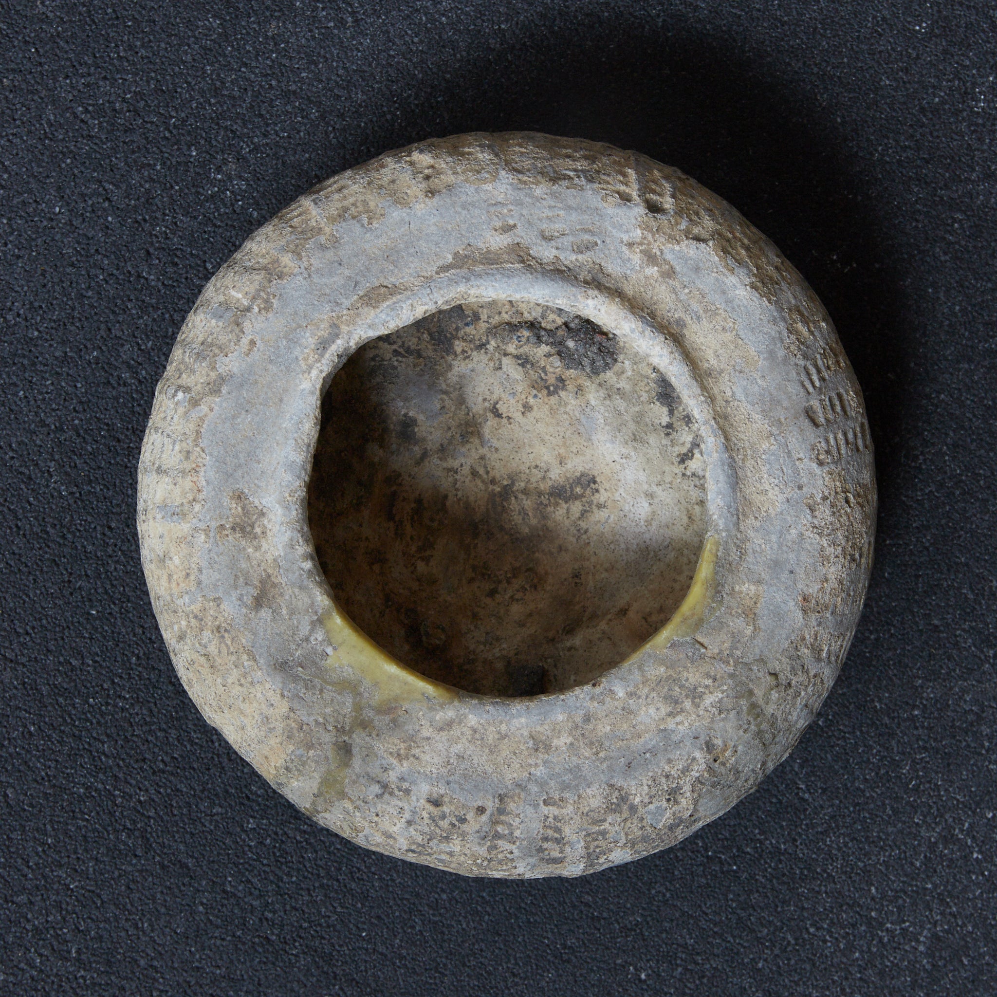 KLEINE DECKELDOSE, Ko-Seto, Kamakura-Zeit（1185–1333 n. Chr.）