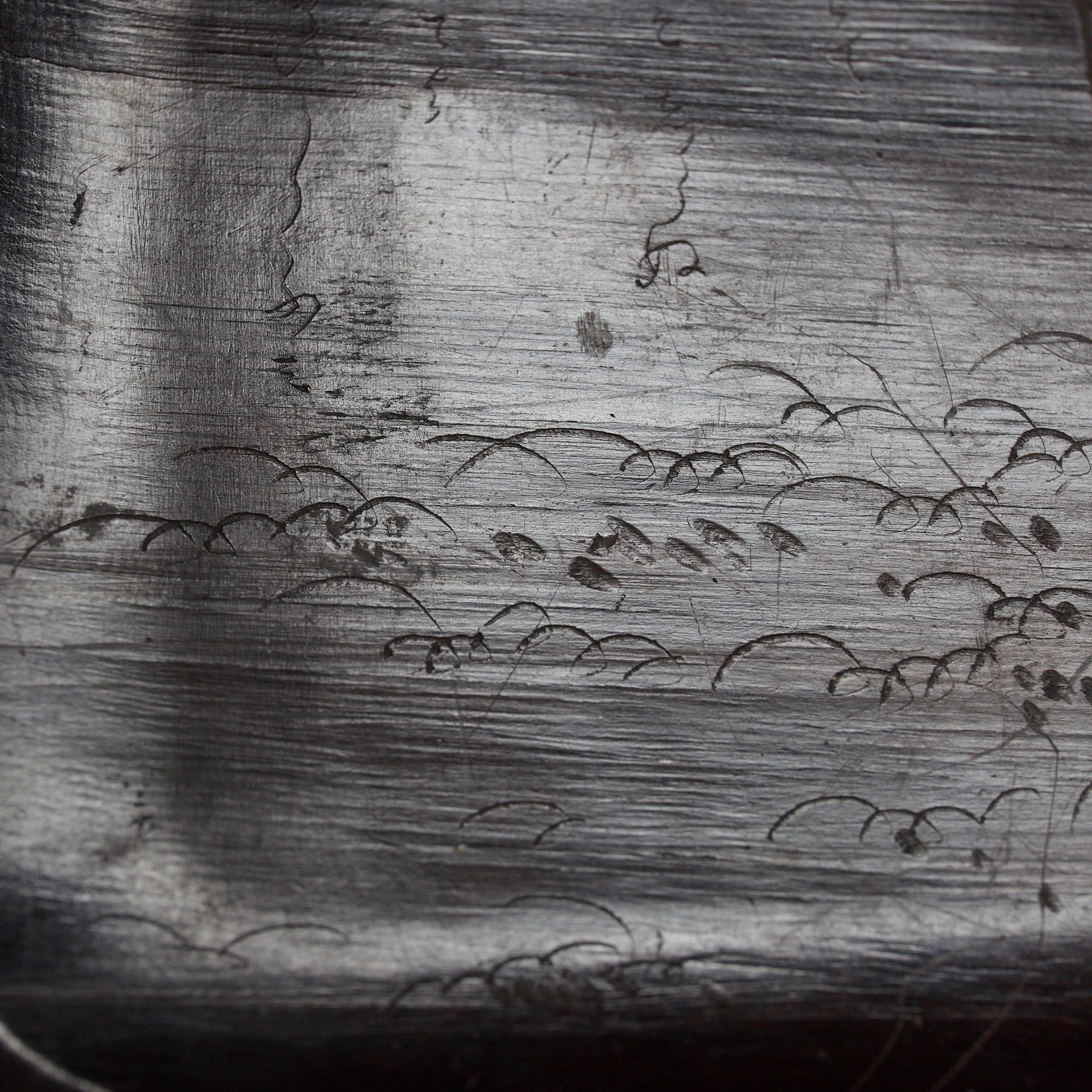 HÖLZERNES TEETABLETT, Geschnitztes mit Tsubo-no-Ishibumi-Motiv, Meiji-Zeit（1868–1912 n. Chr.）