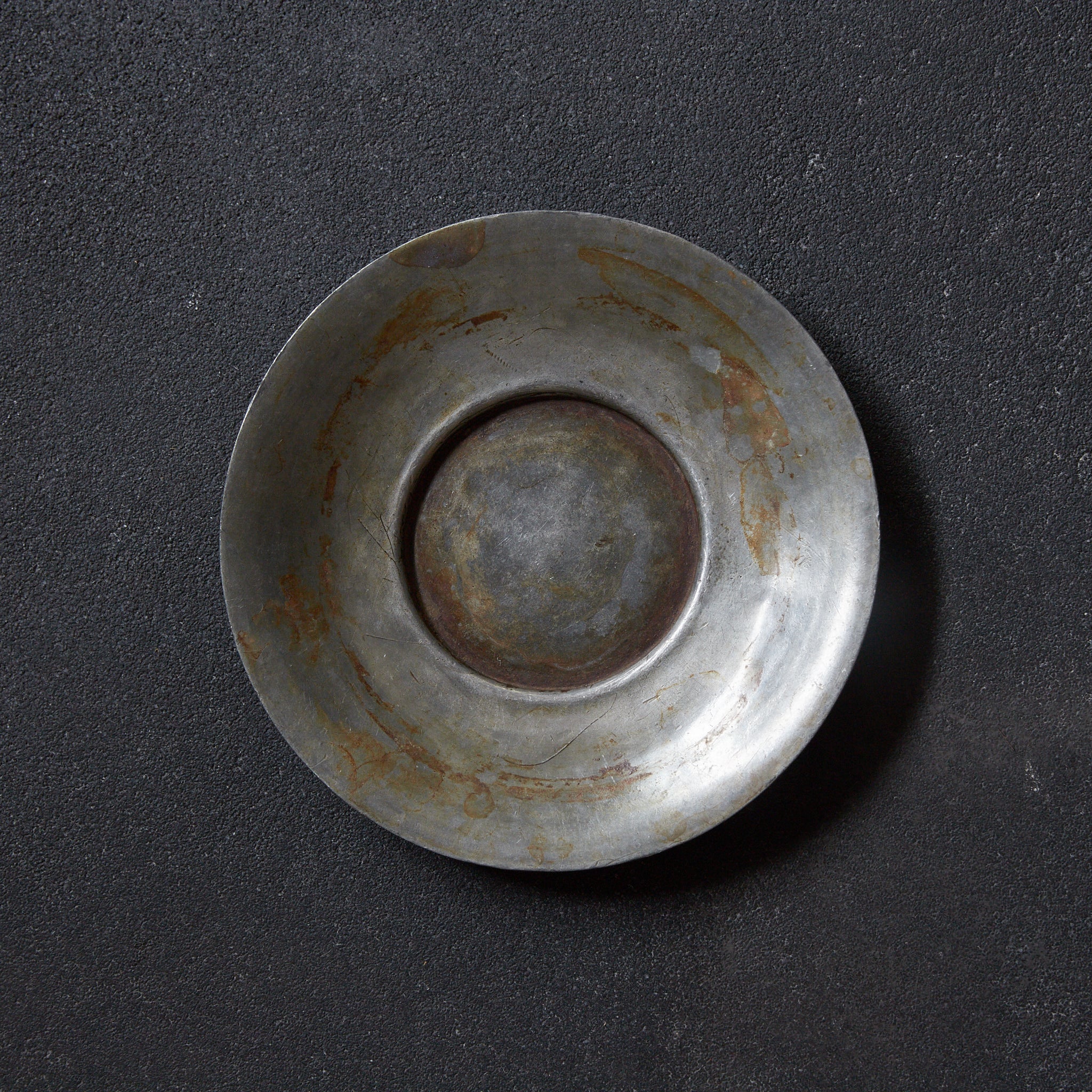 PIATTINO ROTONDO DI STAGNO ANTICO, Marcato, set da 5, Dinastia Qing（1616–1911 d.C.）