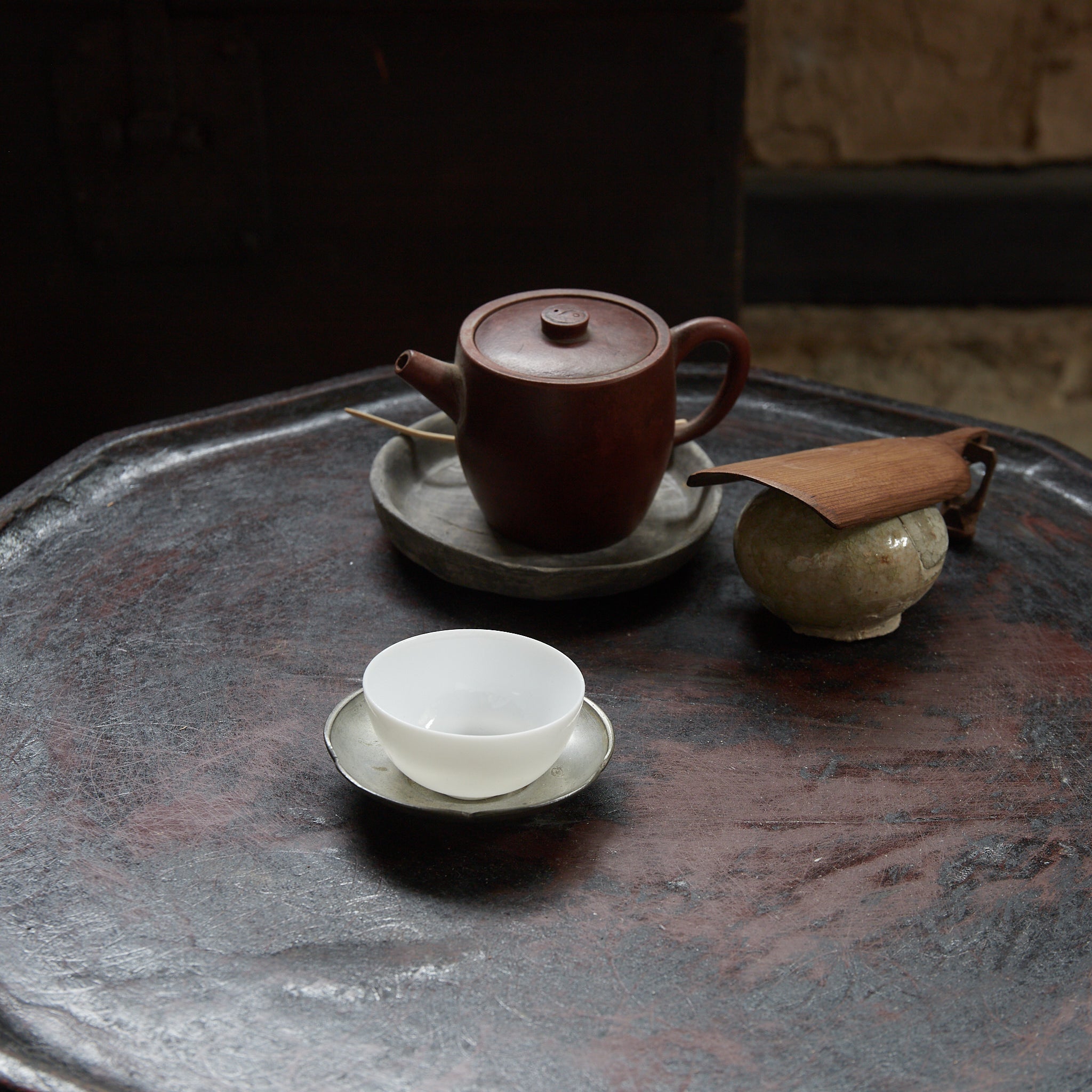 清代 古錫花形茶托 5客揃 在銘（1616–1911CE） | 入蘆花（ロカニイル）