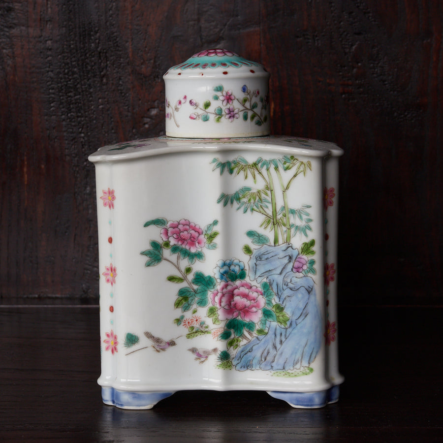 清代–民国期 粉彩百花文四方蓋瓶 茶入（1616–1949CE）