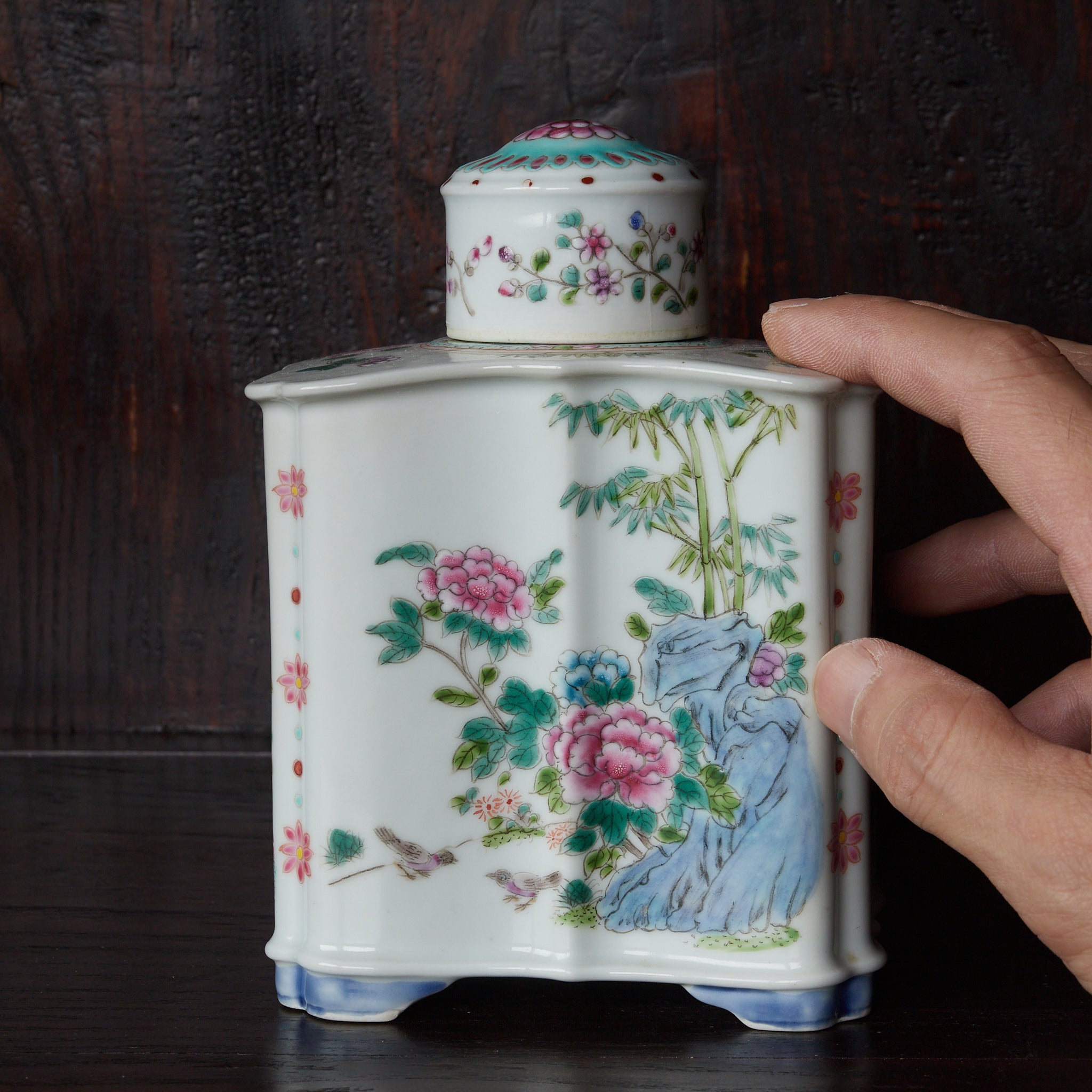 清代–民国期 粉彩百花文四方蓋瓶 茶入（1616–1949CE） | 入蘆花