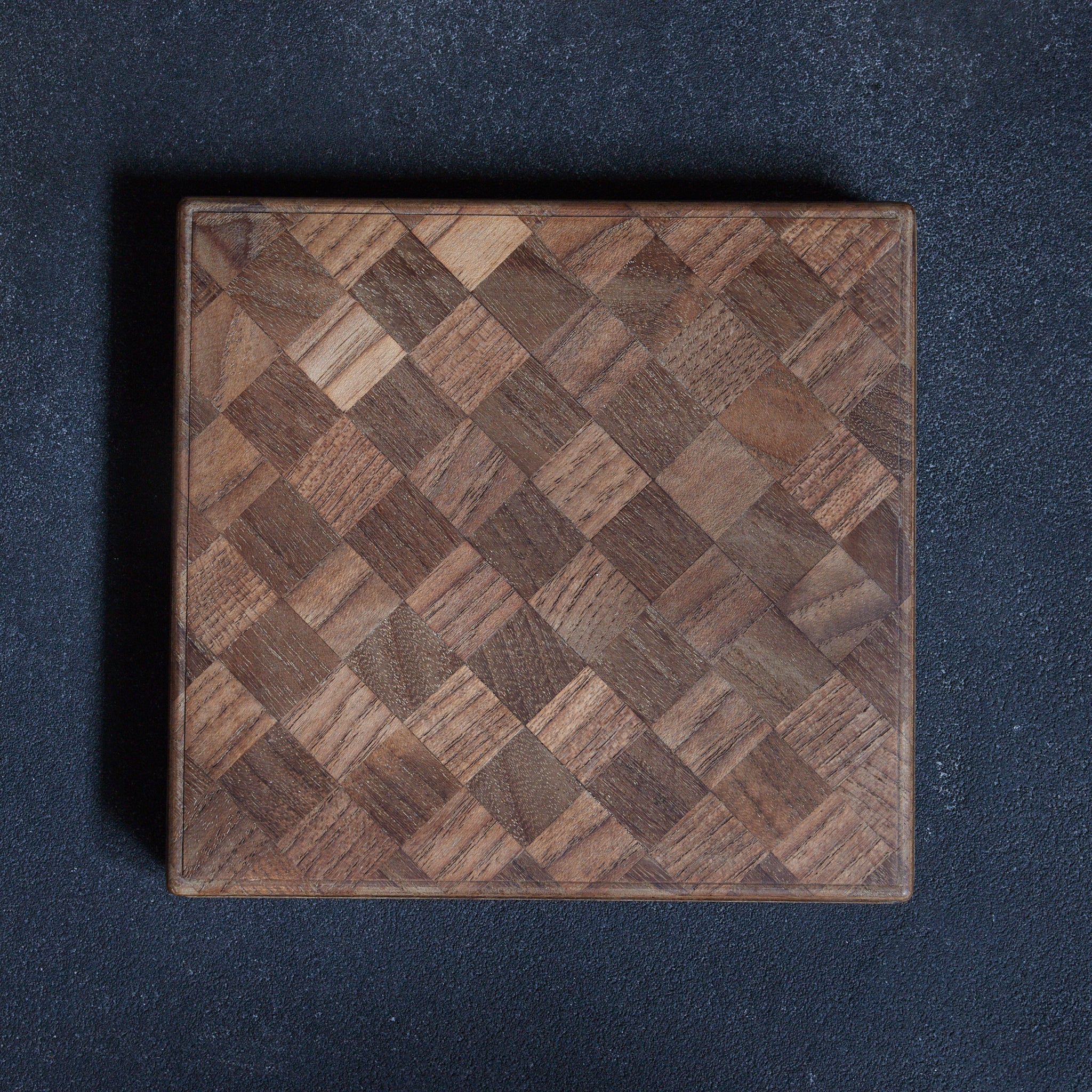 PARQUETRY-VENEERED TIERED SWEET BOX, Meiji Period（1868–1912CE）