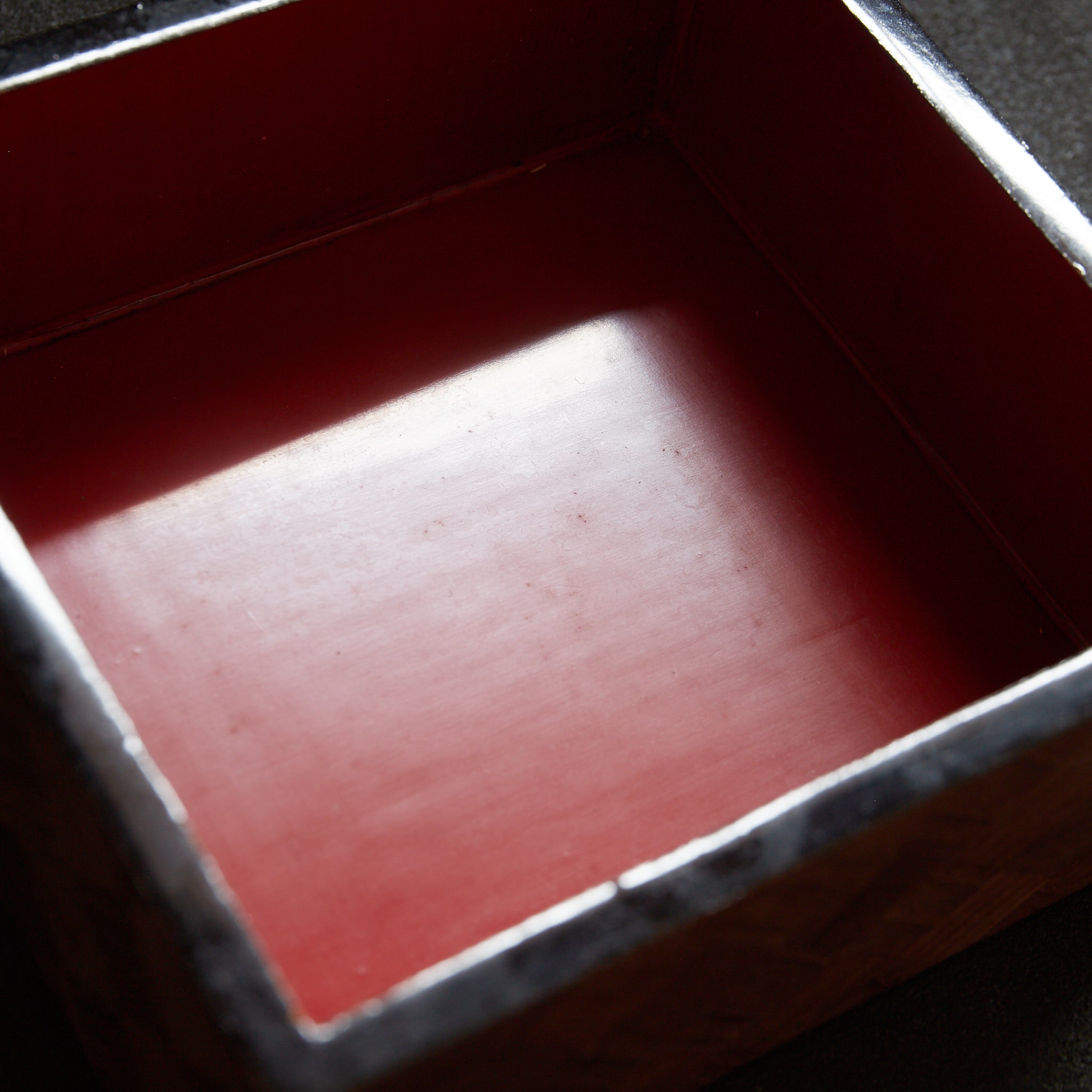 PARQUETRY-VENEERED TIERED SWEET BOX, Meiji Period（1868–1912CE）