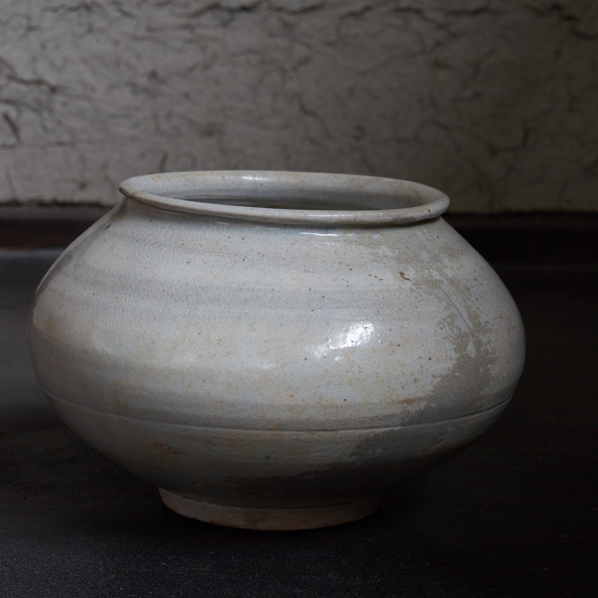 VASO GLOBULARE, Stile Gimhae, porcellana bianca, Dinastia Joseon（1392–1897 d.C.）