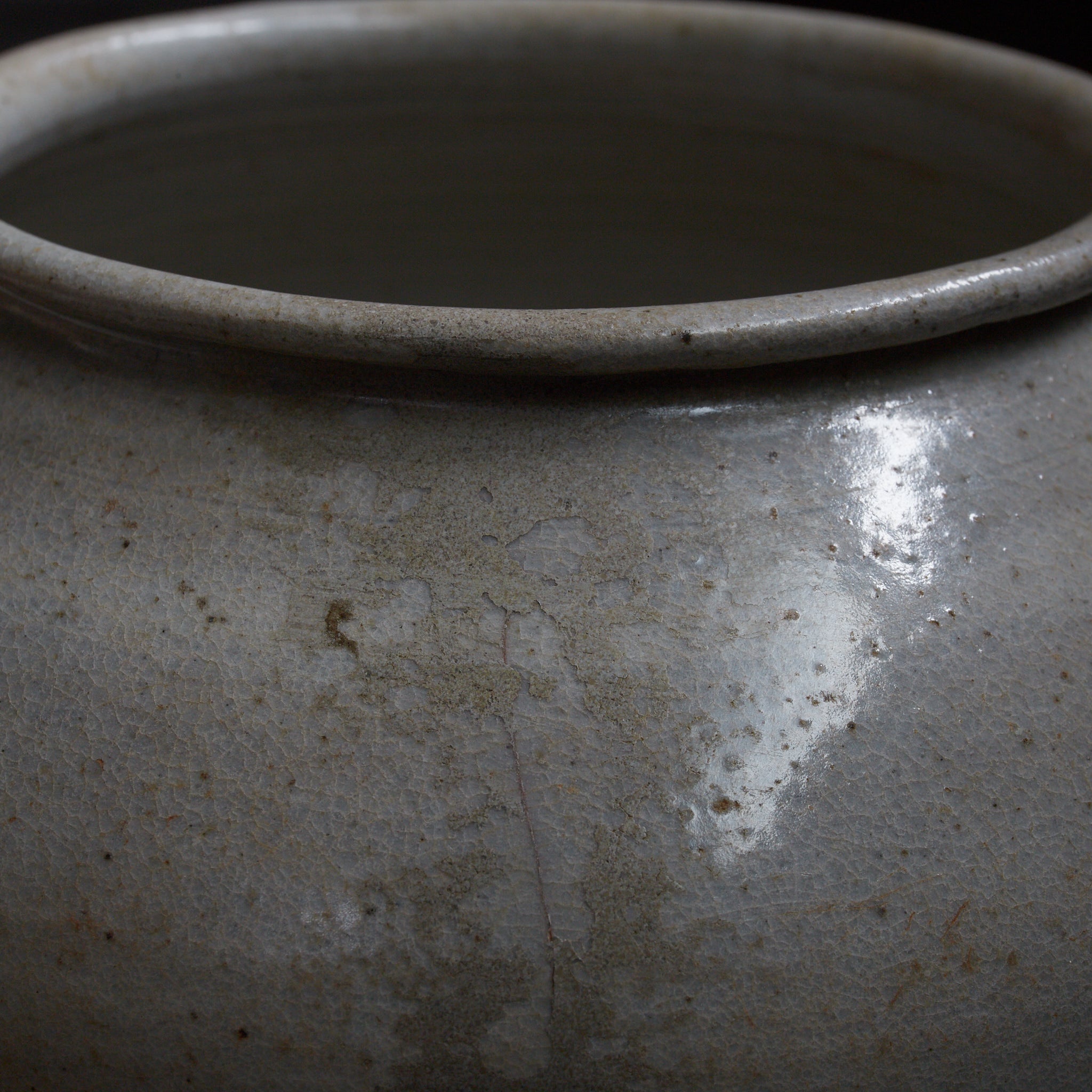VASO GLOBULARE, Stile Gimhae, porcellana bianca, Dinastia Joseon（1392–1897 d.C.）