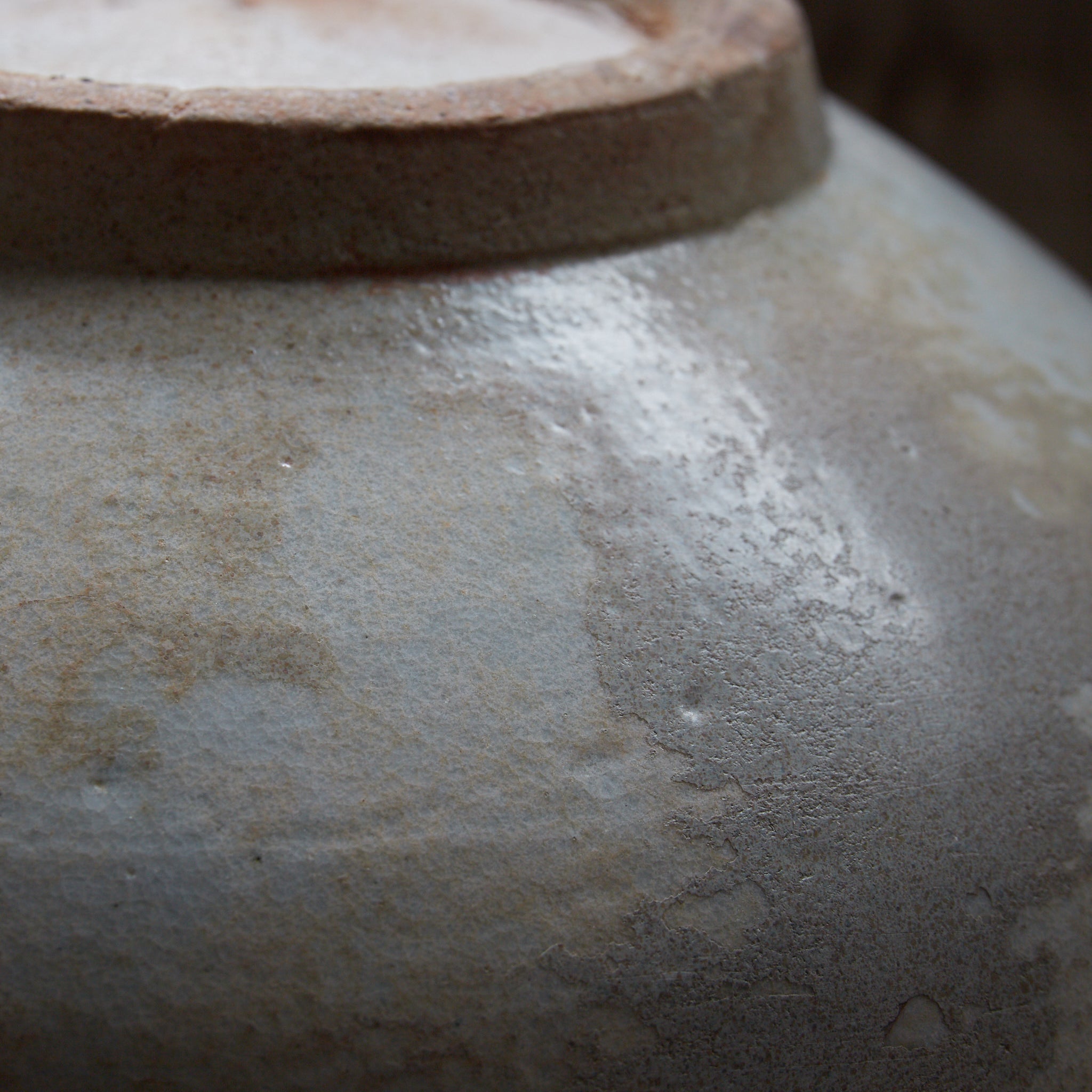 VASO GLOBULARE, Stile Gimhae, porcellana bianca, Dinastia Joseon（1392–1897 d.C.）