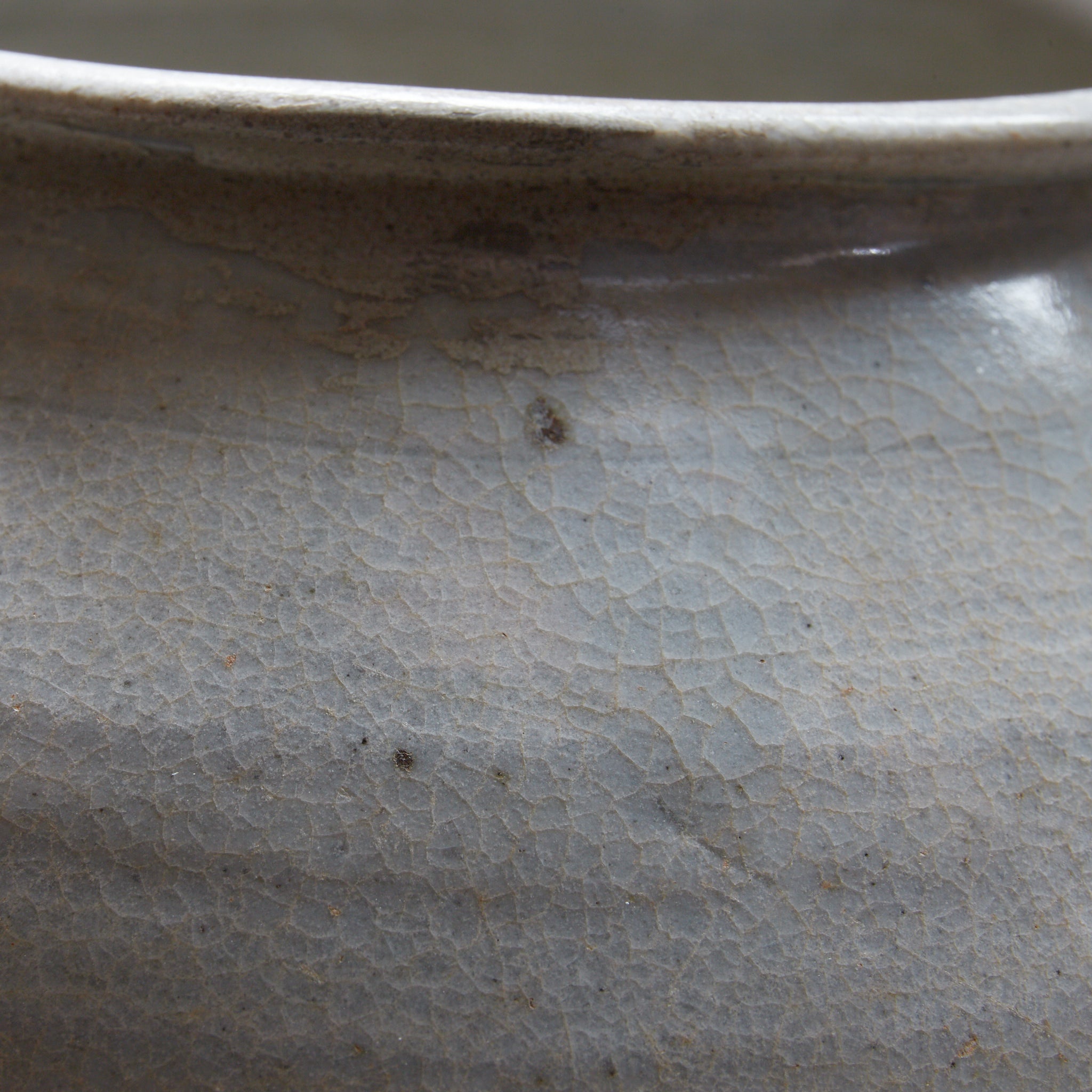 VASO GLOBULARE, Stile Gimhae, porcellana bianca, Dinastia Joseon（1392–1897 d.C.）