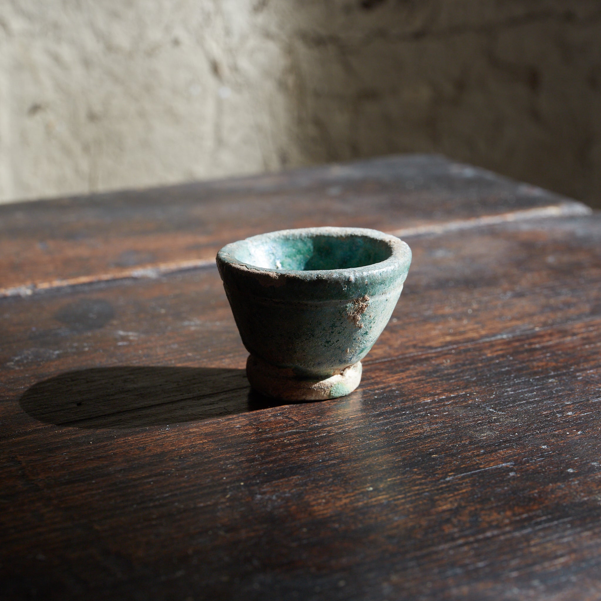 漢代 銀化緑釉小杯（206BCE–220CE） | 入蘆花（ロカニイル）