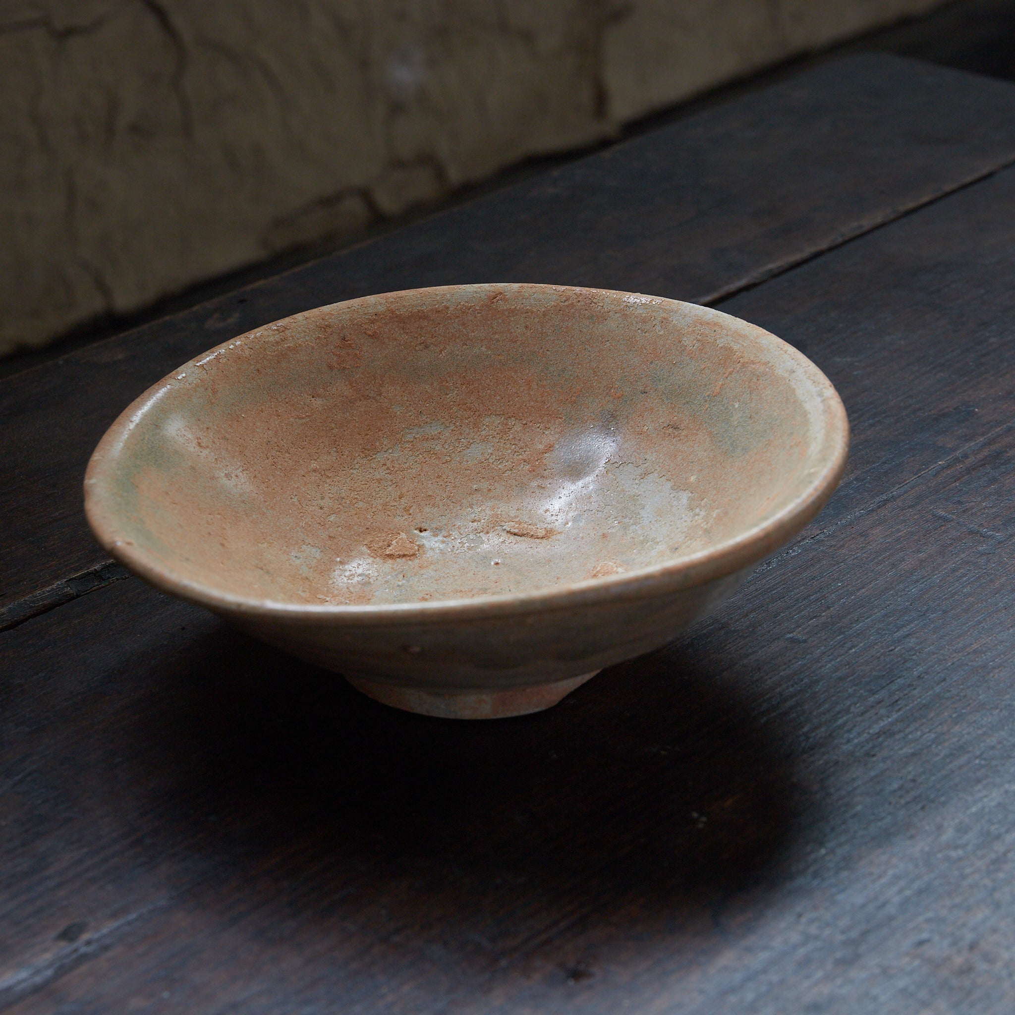 宋代 越州窯 青釉碗（960–1279CE） | 入蘆花（ロカニイル）
