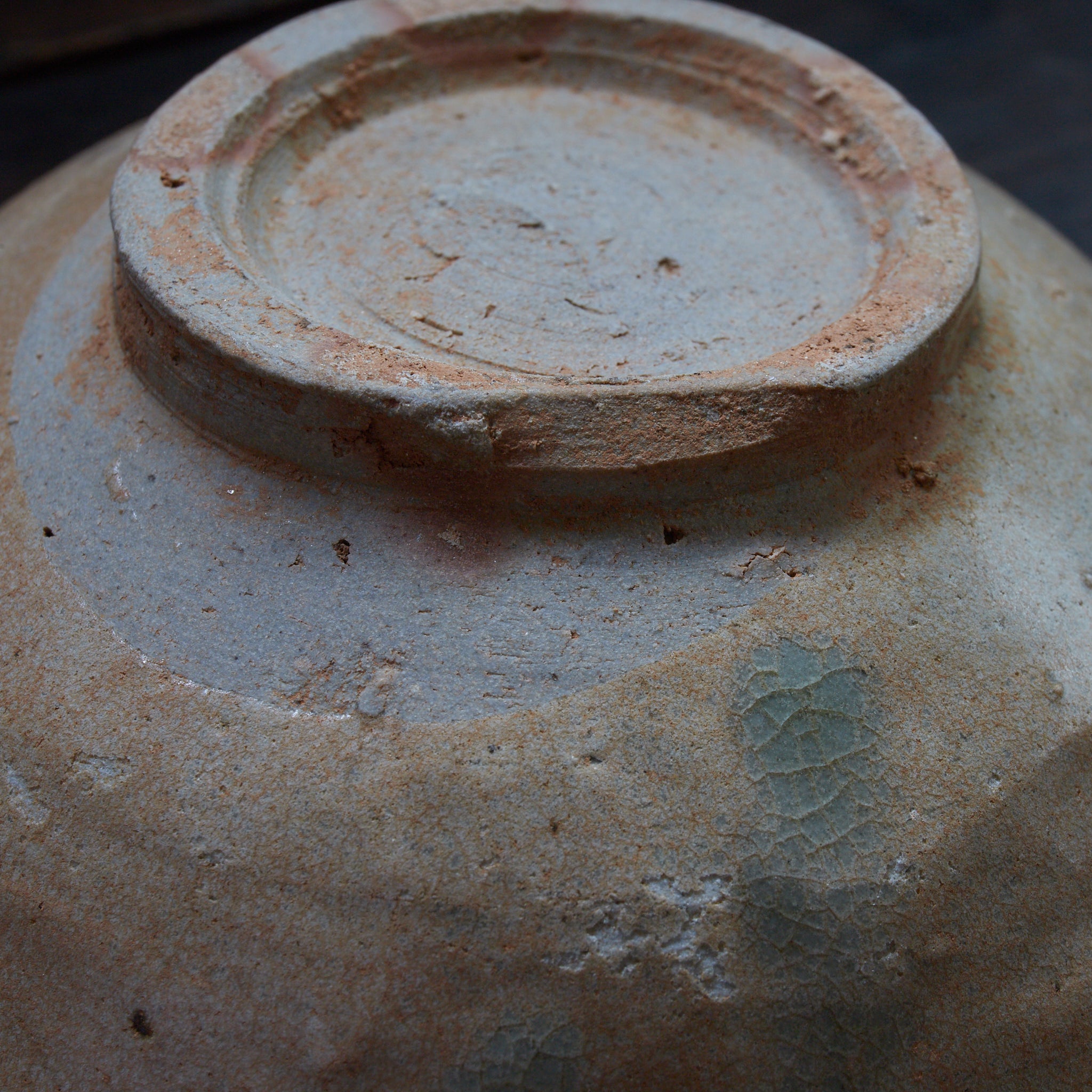 宋代 越州窯 青釉碗（960–1279CE） | 入蘆花（ロカニイル）