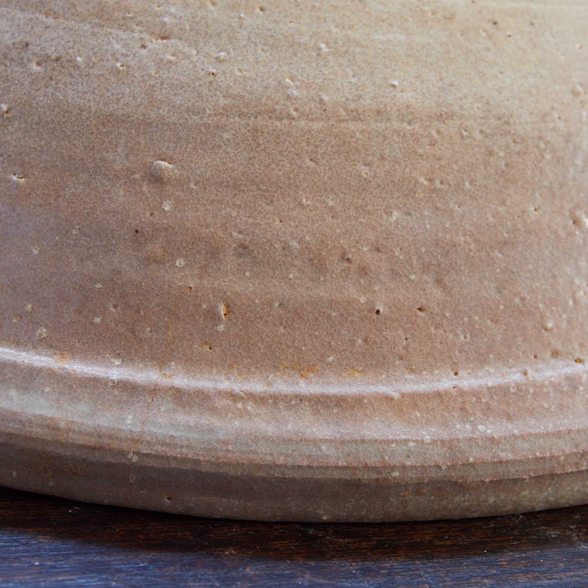 宋代–元代 薄紅手白釉茶碗（960–1368CE）