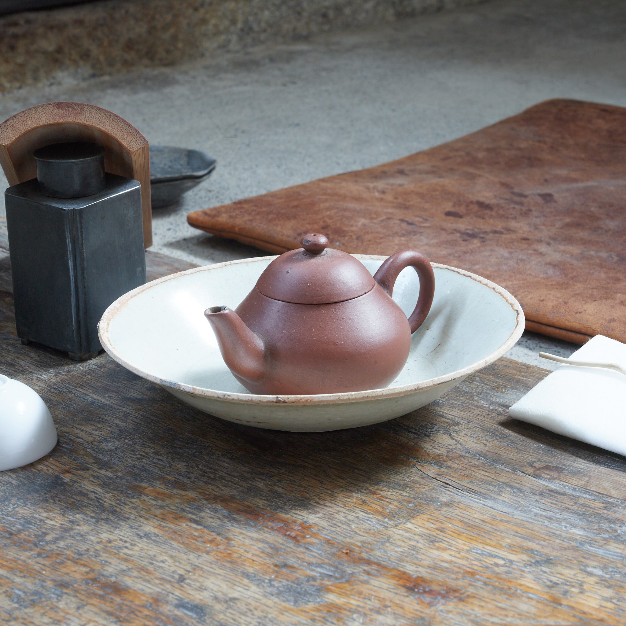 ASSIETTE, Four de Hutian, céladon qingbai, Dynastie Song (960–1279 apr. J.-C.) – Support de théière