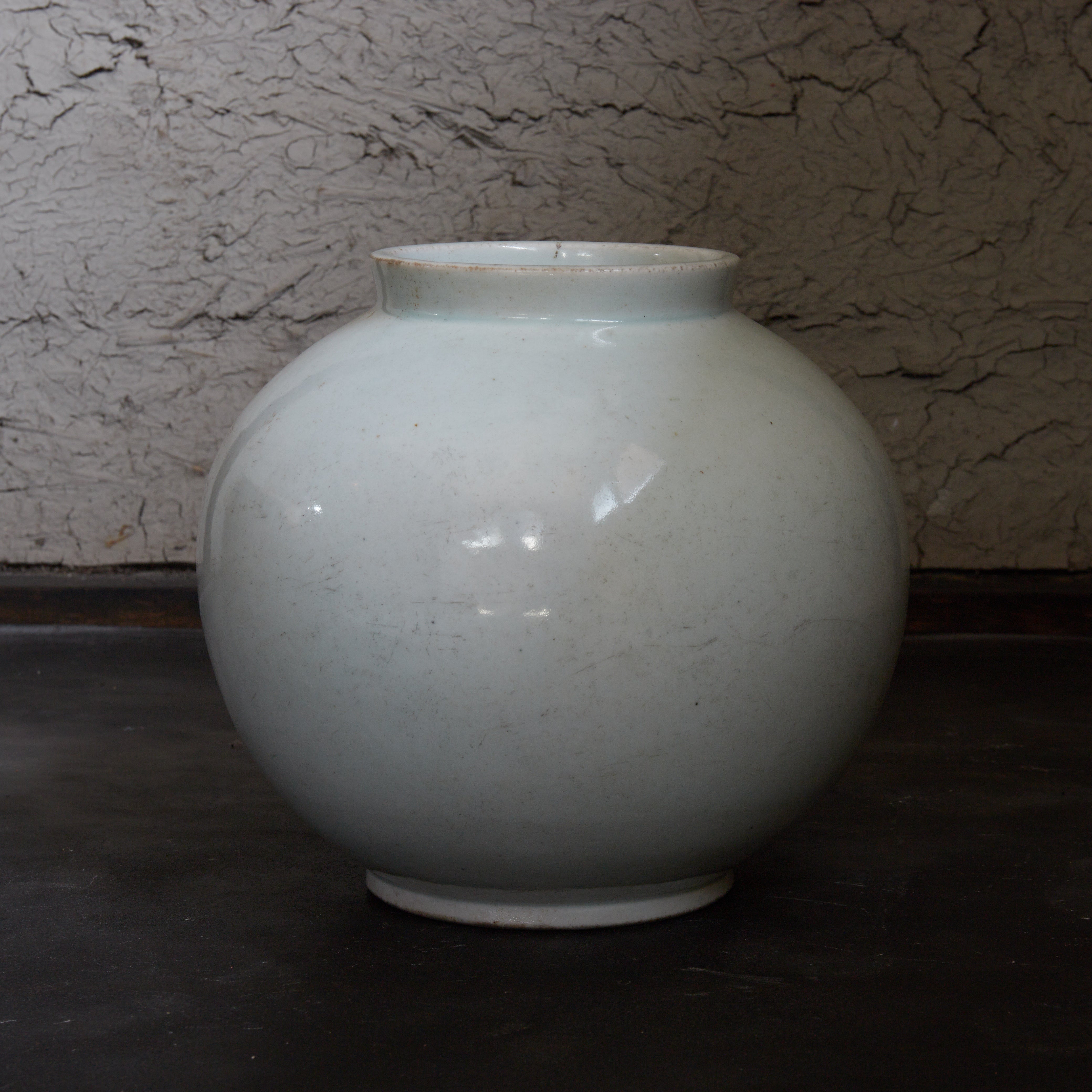 李朝 白磁壺（1392–1897CE） | 入蘆花（ロカニイル）