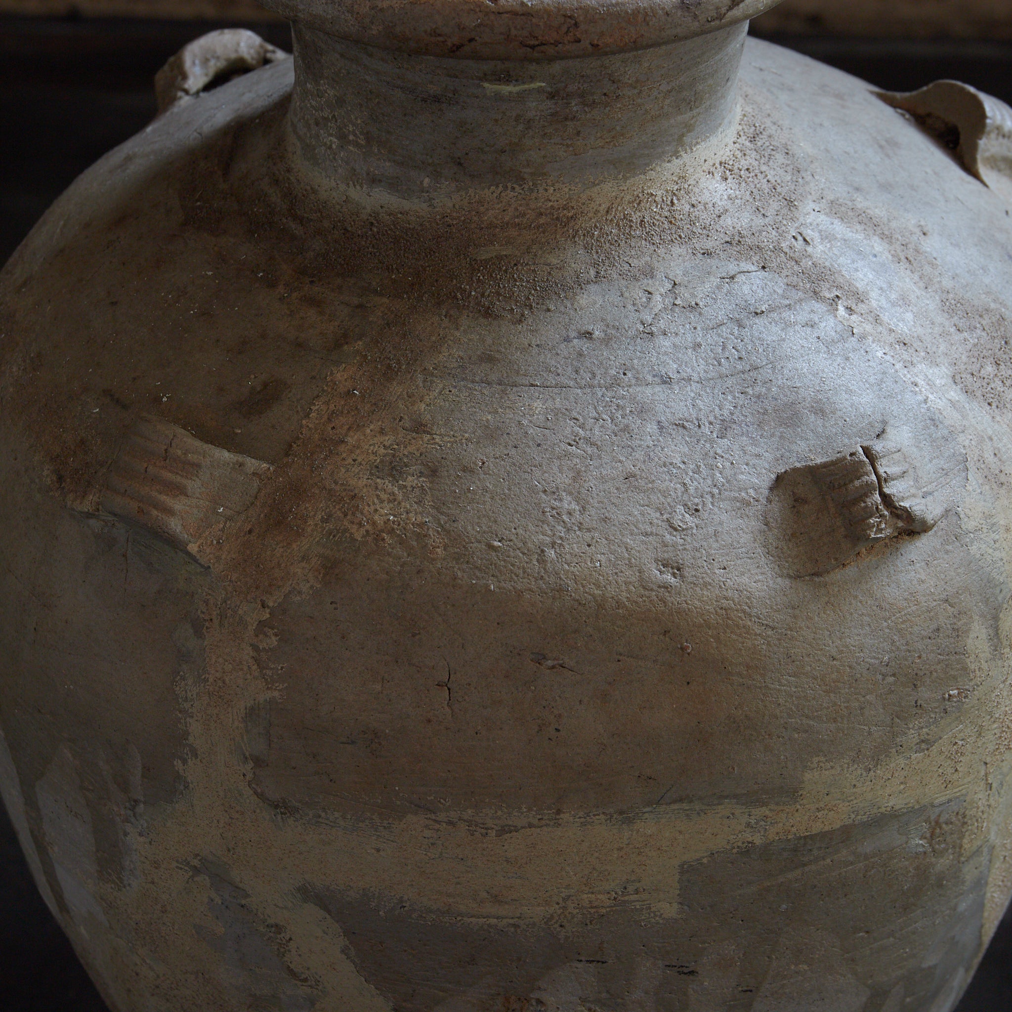 VIERÖSIGES GEFÄSS, Ko-Seto, ascheglasiert, Kamakura-Zeit (1185–1333 n. Chr.) | Detailansicht 14