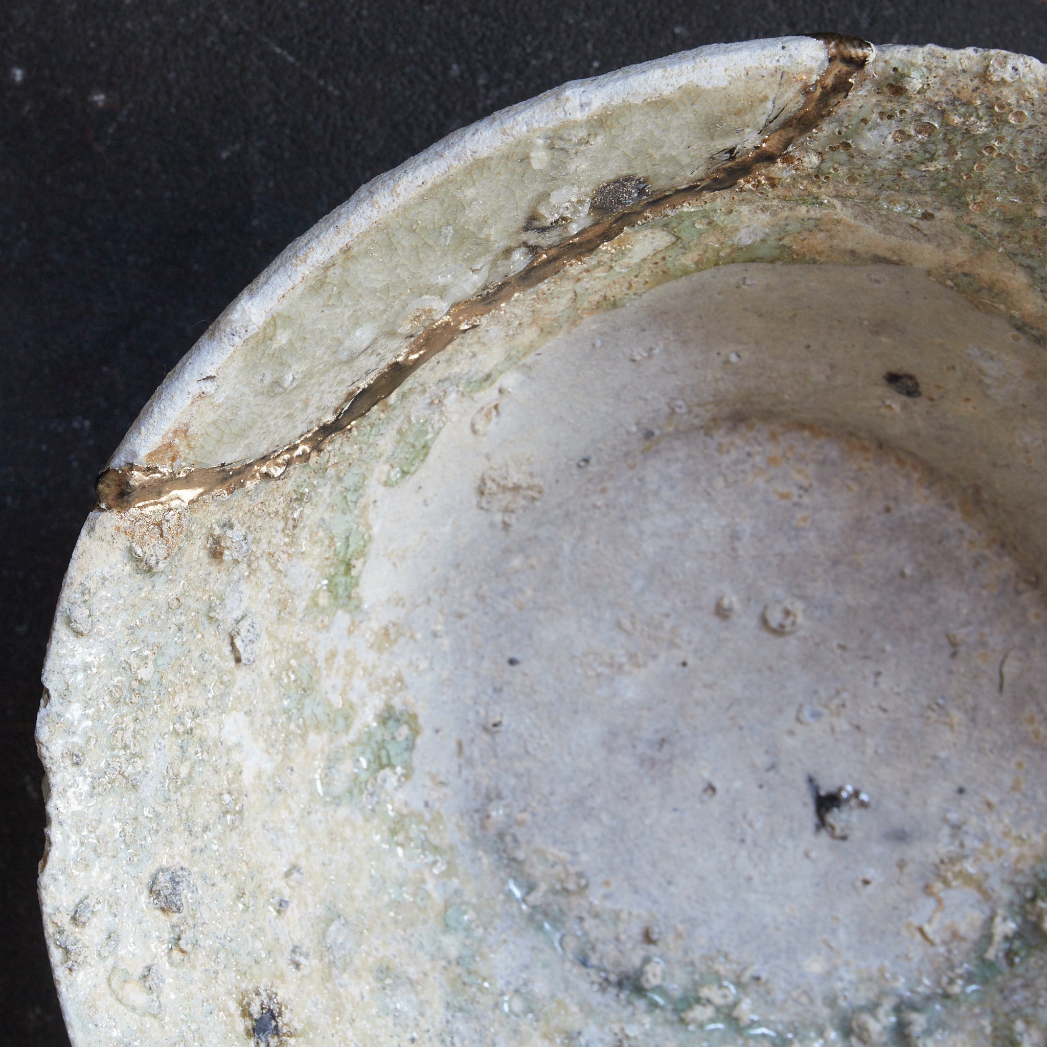 YAMACHAWAN (BERGSCHALE), Sanage, ascheglasiert, A, Kamakura-Zeit (1185–1333 n. Chr.) | Detailansicht 14