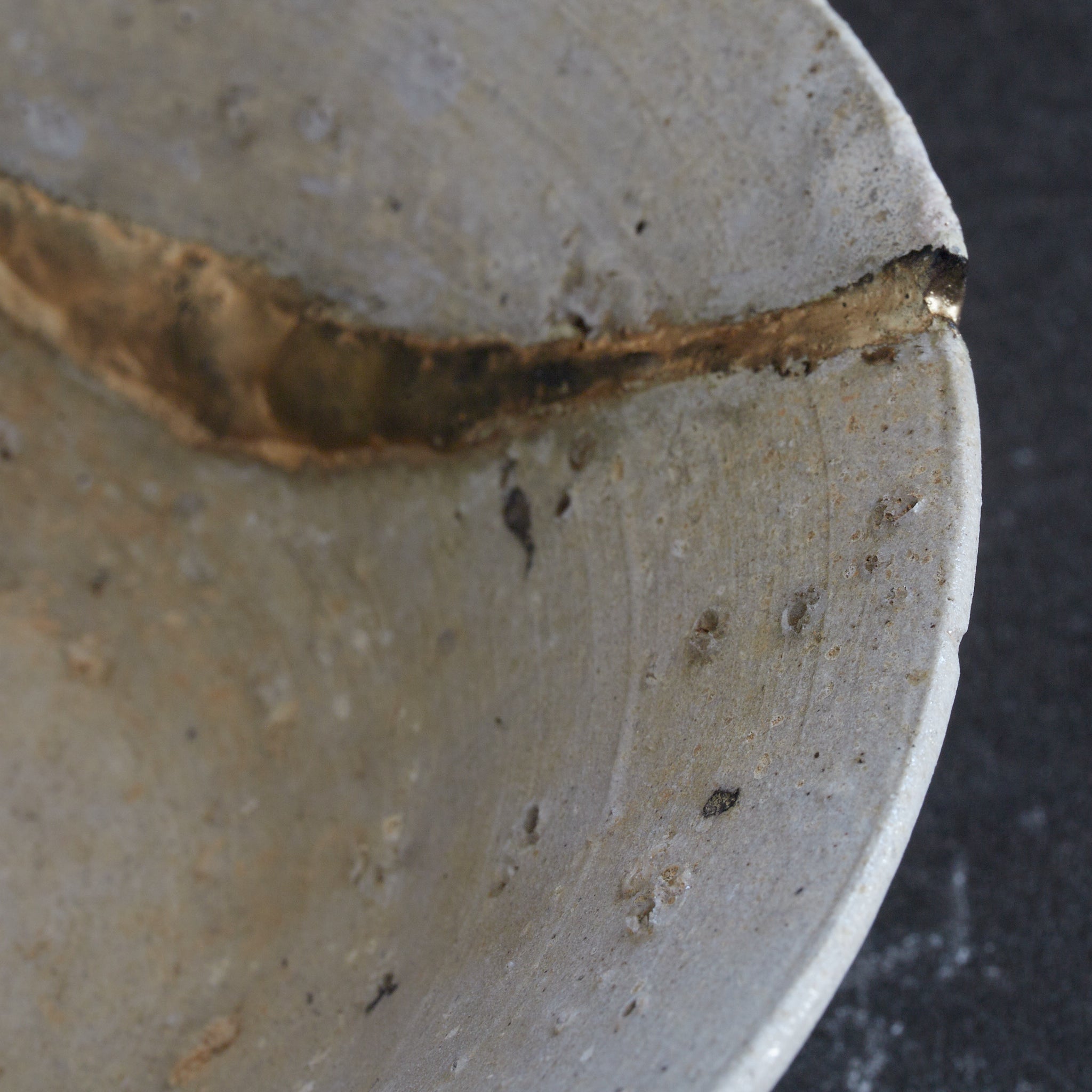 YAMACHAWAN (BERGSCHALE), Sanage, ascheglasiert, B, Kamakura-Zeit (1185–1333 n. Chr.) | Detailansicht 16