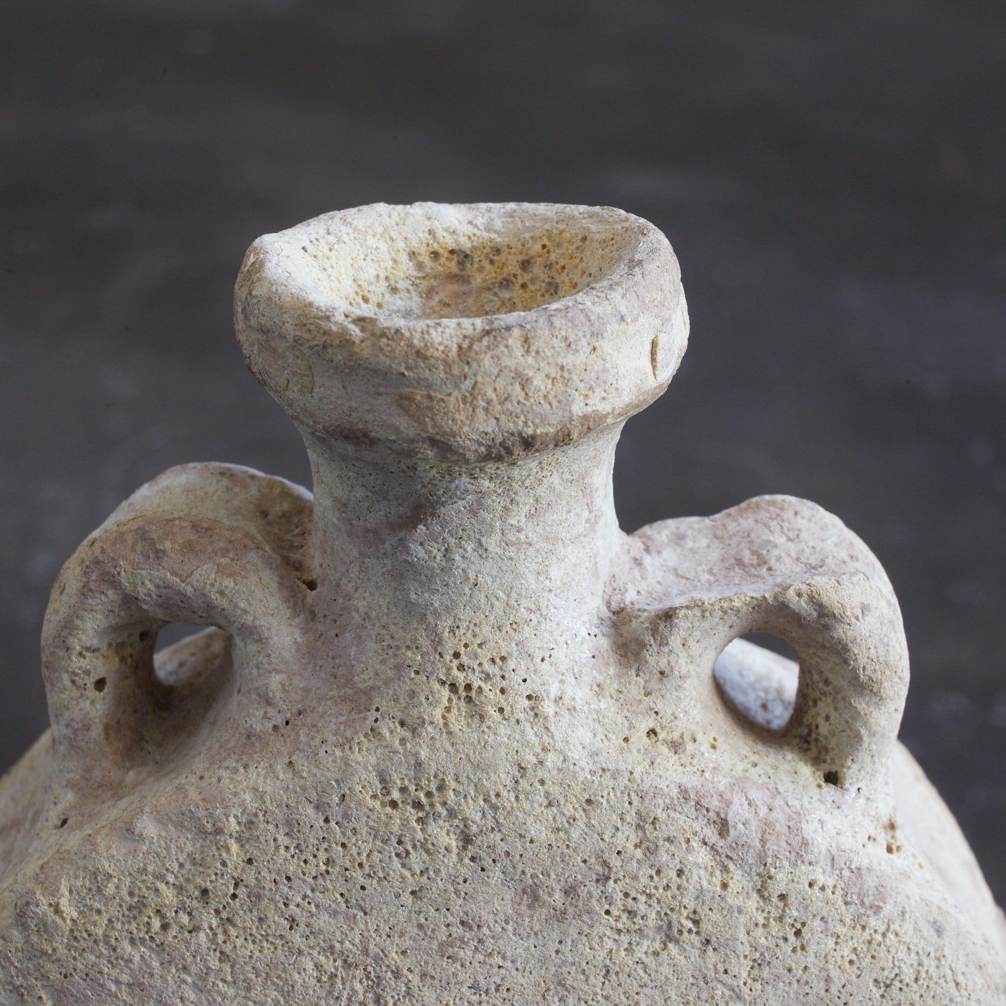 VASE APLATI, Céramique islamique, avec anses, Antiquité (IIIe–XIIe siècle) | Image de détail 14