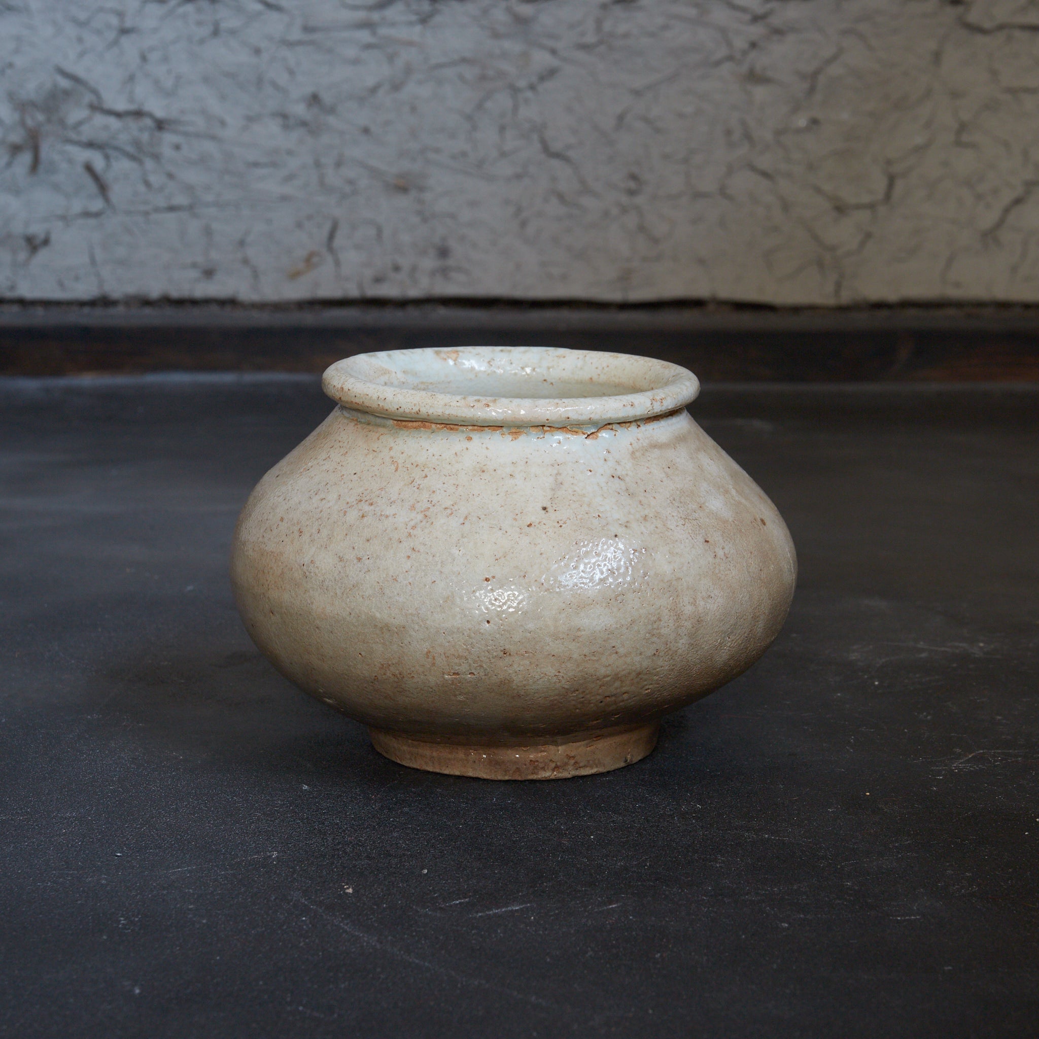 VASO GLOBULARE, Porcellana bianca, Dinastia Joseon (1392–1897 d.C.) | Immagine di dettaglio 6