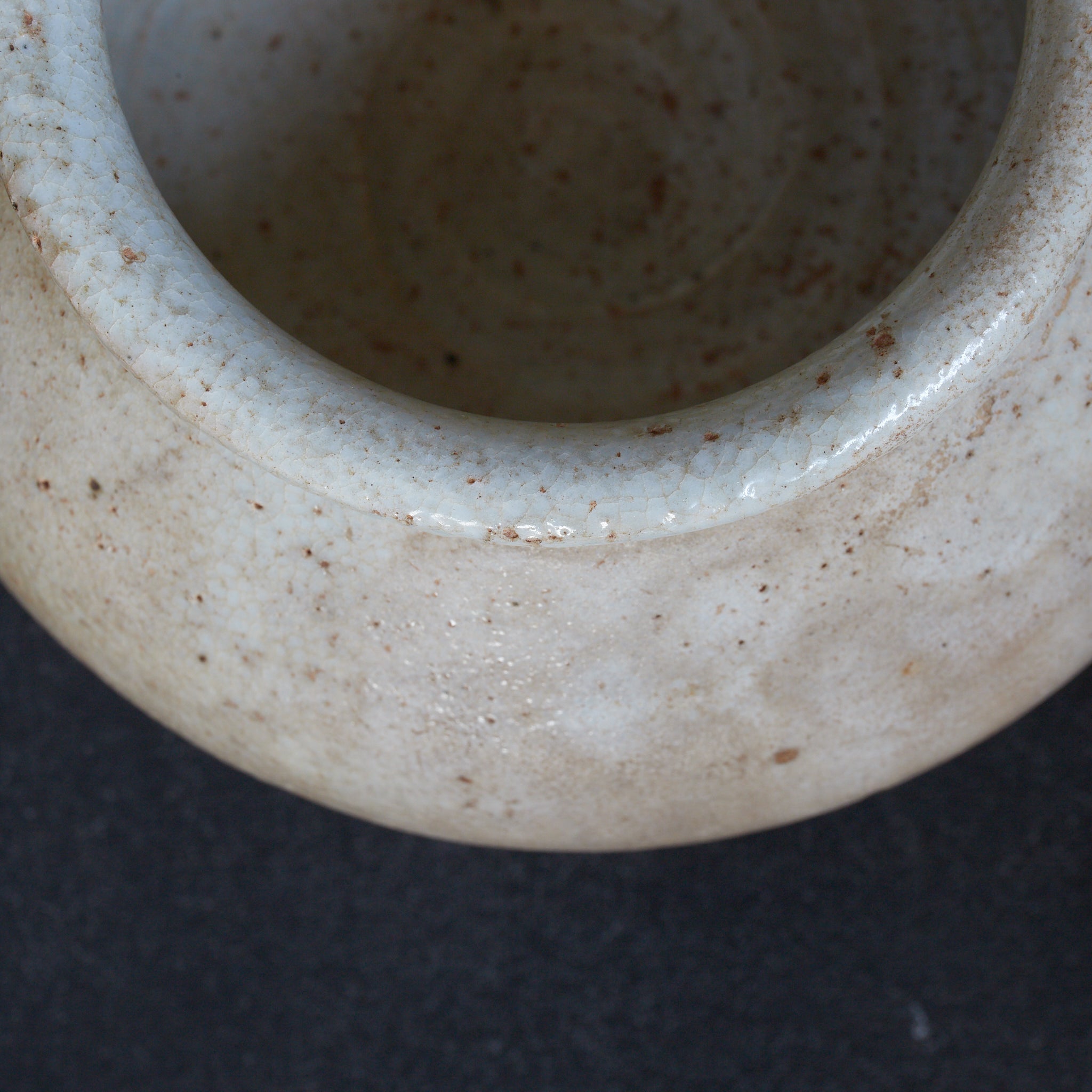 VASO GLOBULARE, Porcellana bianca, Dinastia Joseon (1392–1897 d.C.) | Immagine di dettaglio 20