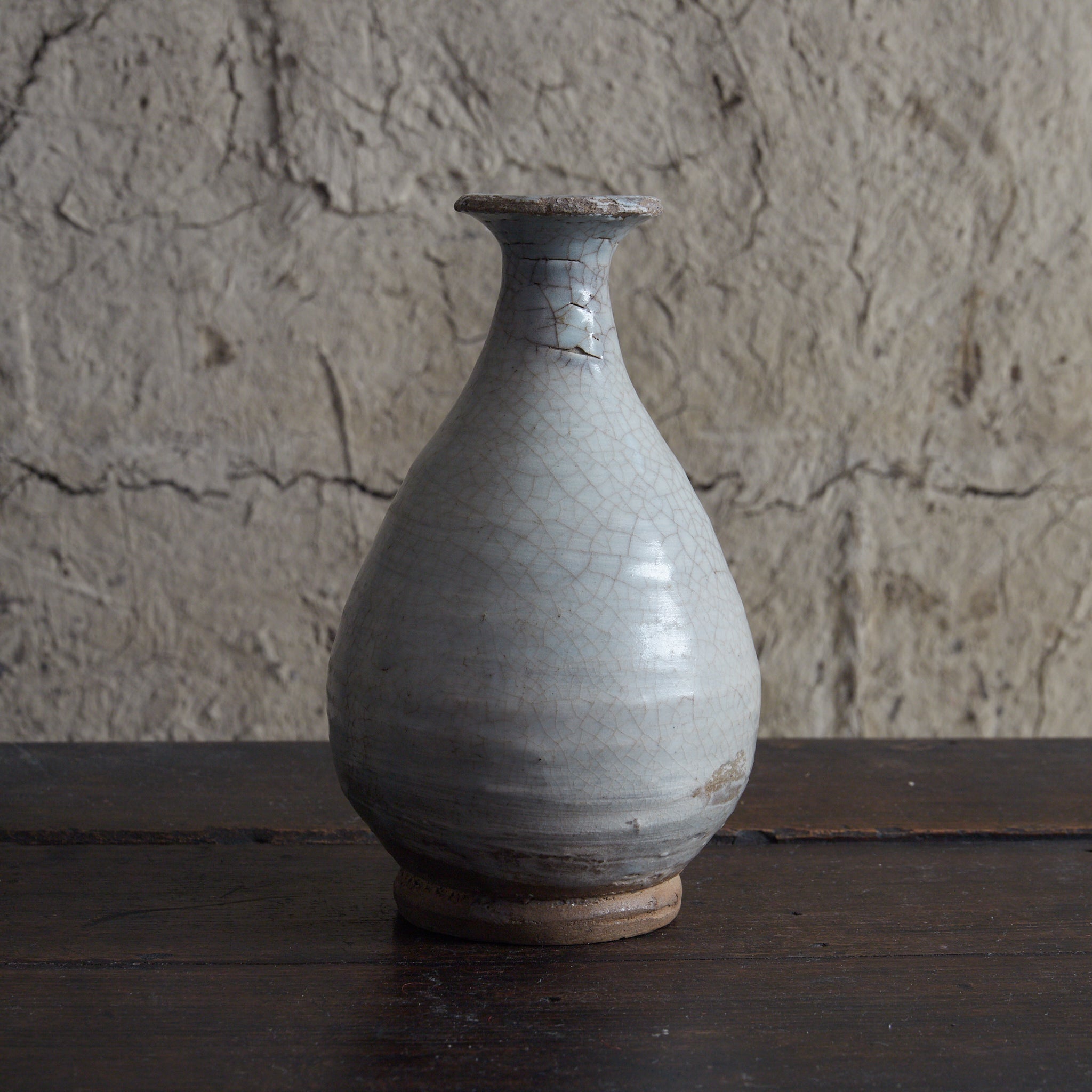 李朝 粉青刷毛目粉引手徳利（1392–1897CE） | 入蘆花（ロカニイル）