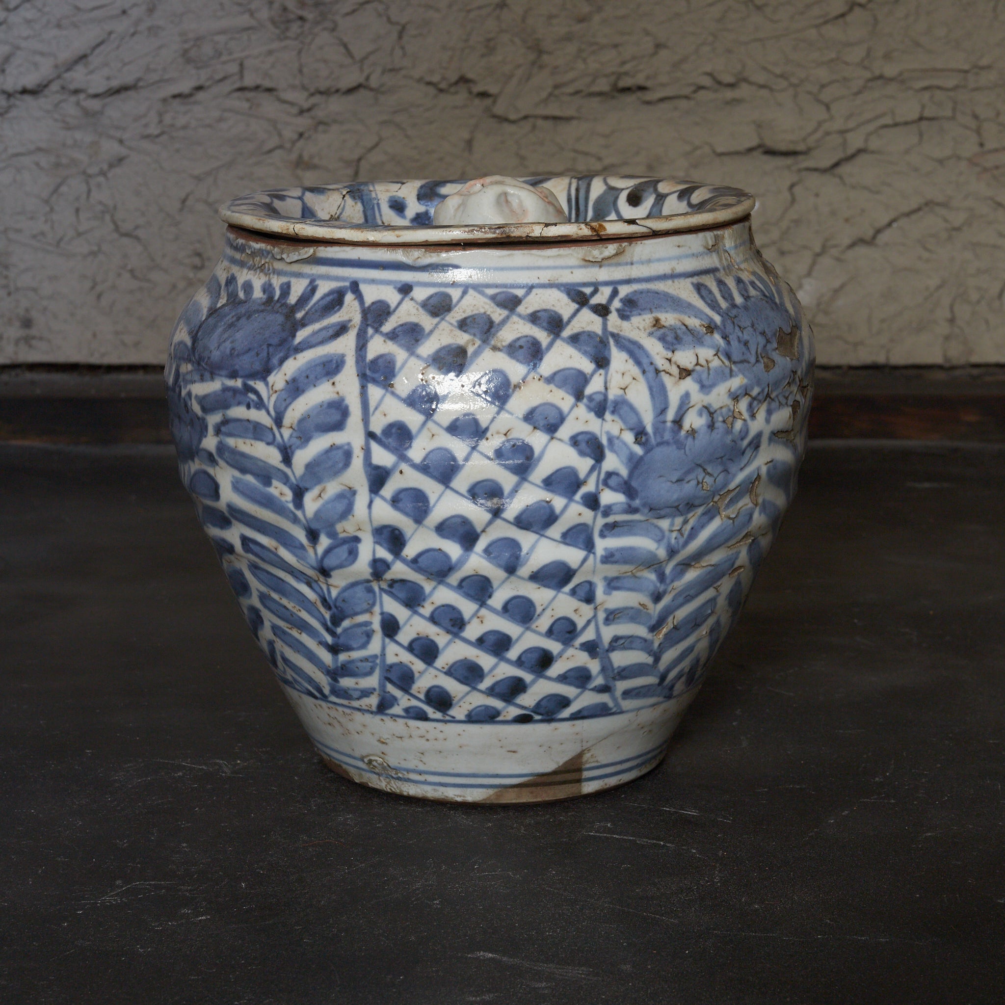 明代 古染付 魚鱗花卉文蓋壺 水指（1368–1644CE） | Detailansicht 5
