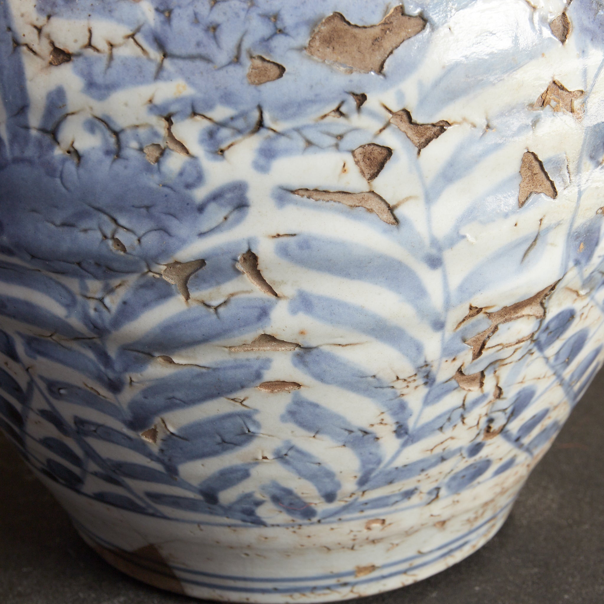 明代 古染付 魚鱗花卉文蓋壺 水指（1368–1644CE） | Detailansicht 32