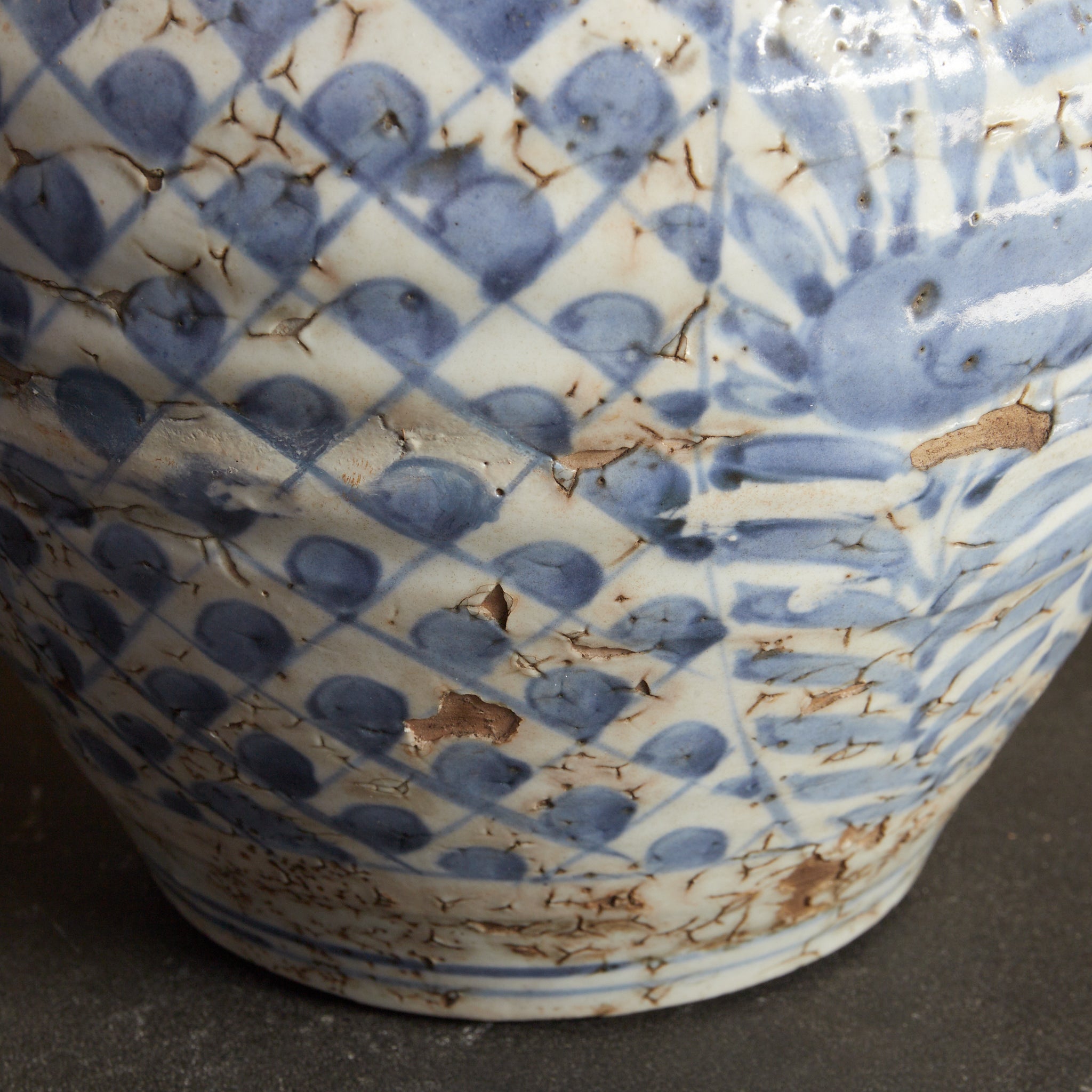 明代 古染付 魚鱗花卉文蓋壺 水指（1368–1644CE） | Detailansicht 33