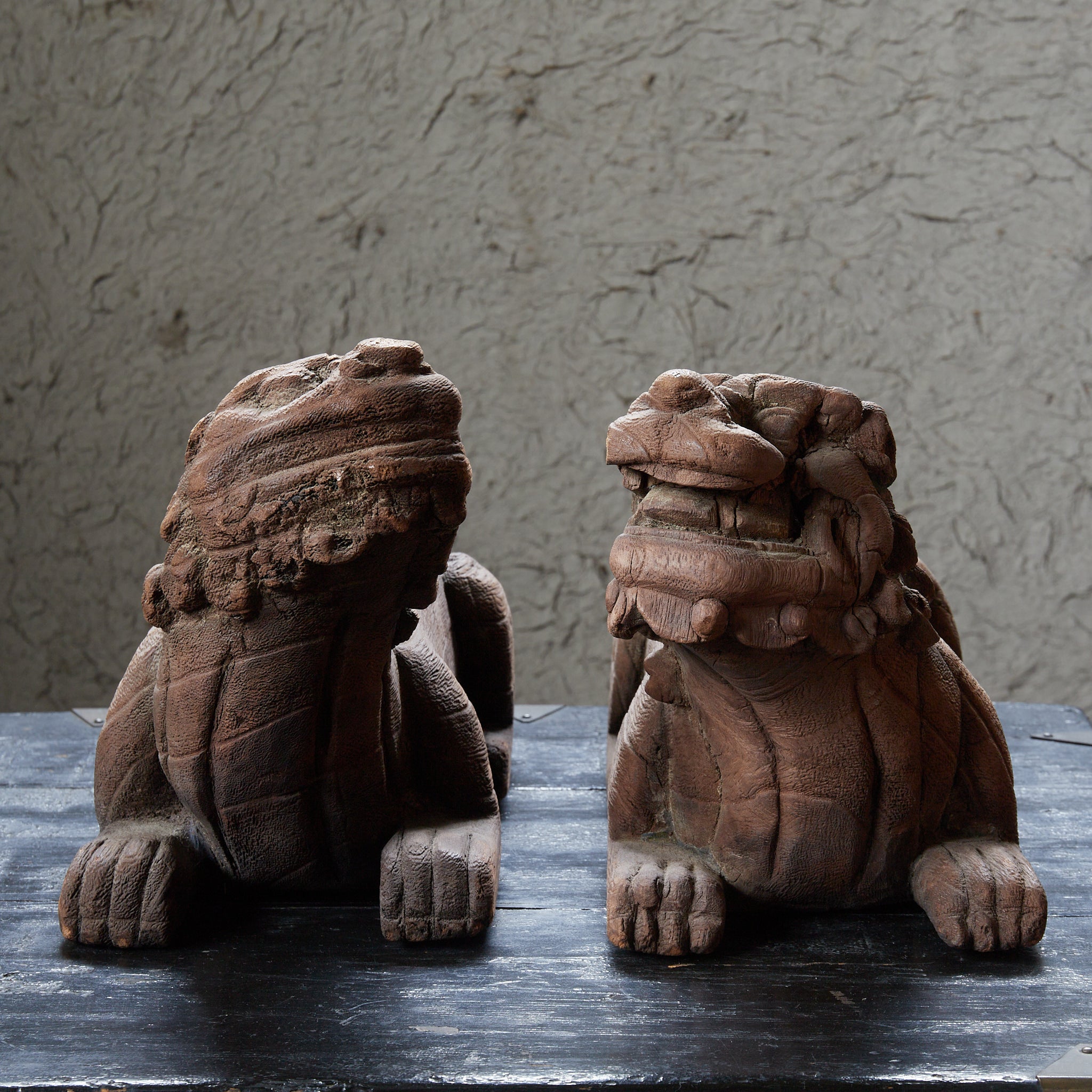 李朝 木造阿吽獅子像 一対（1392–1897CE） | 入蘆花（ロカニイル）