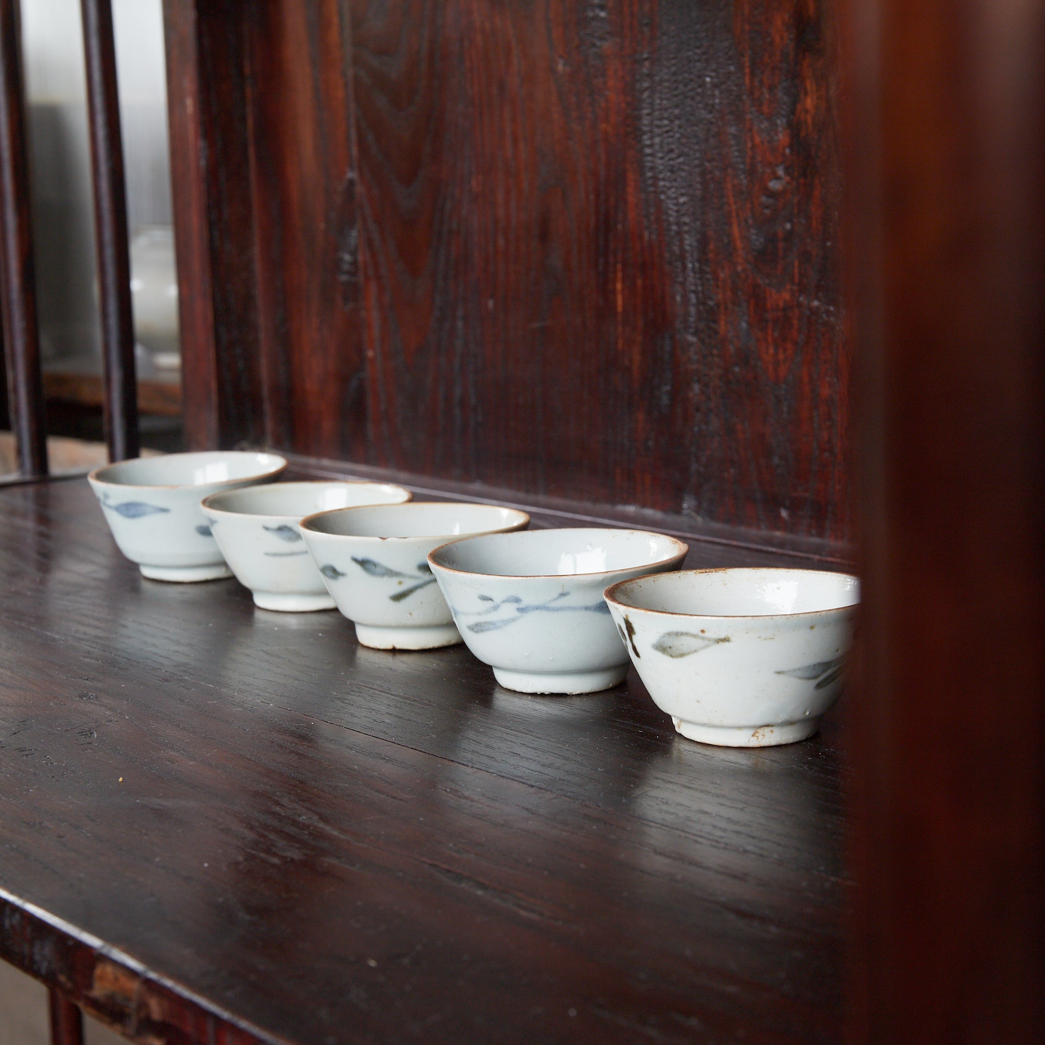 明代 古染付 草文煎茶碗 5客揃（1368–1644CE）