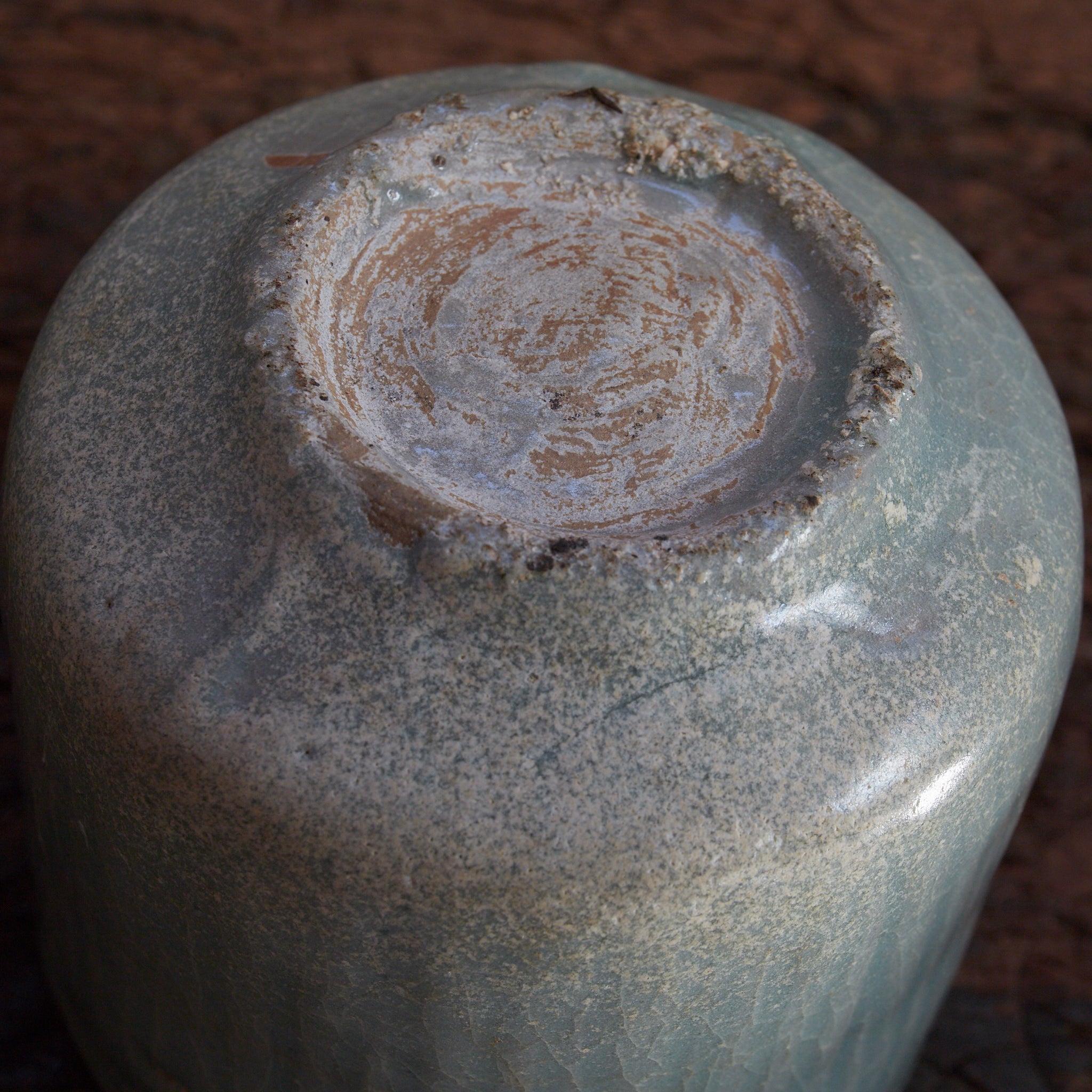 GOBELET CYLINDRIQUE, Céladon, Avec boîte en bois, Dynastie Goryeo (918–1392 apr. J.-C.) | Image de détail 25
